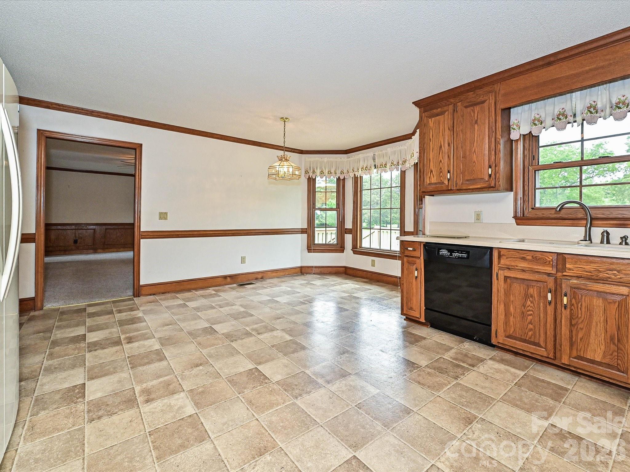 4165 Wrangler Drive Property Photo 15