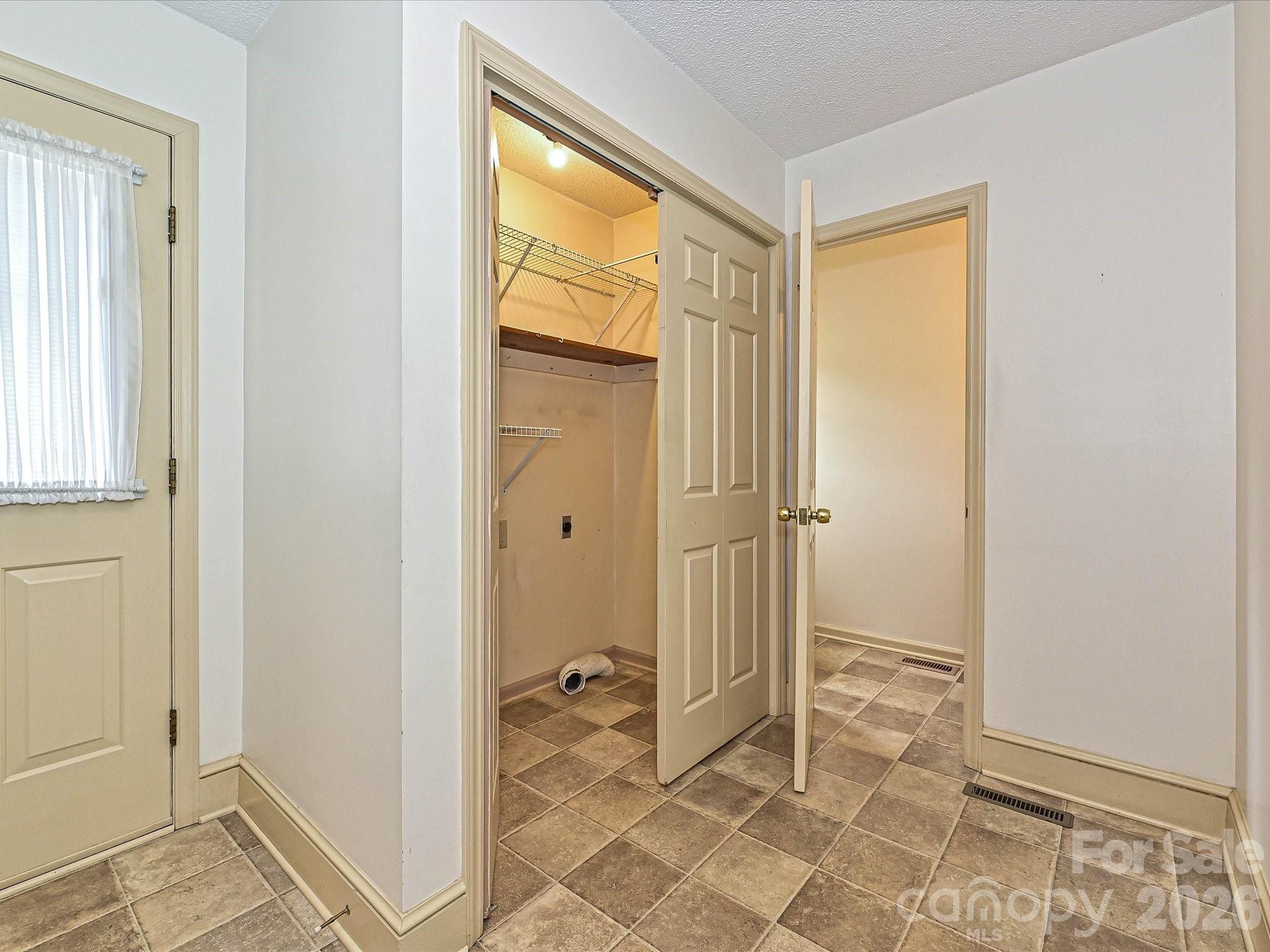 4165 Wrangler Drive Property Photo 16