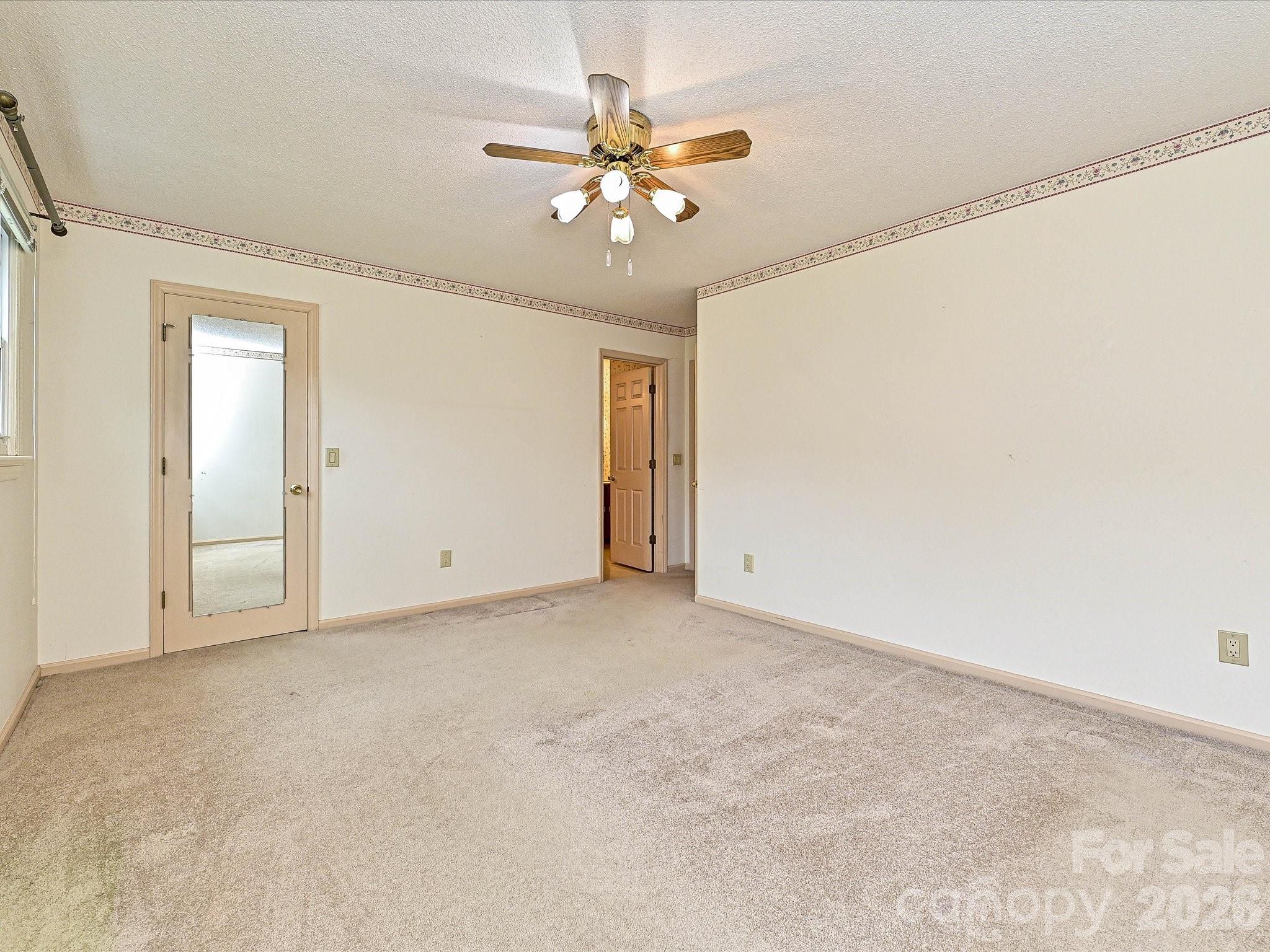 4165 Wrangler Drive Property Photo 21