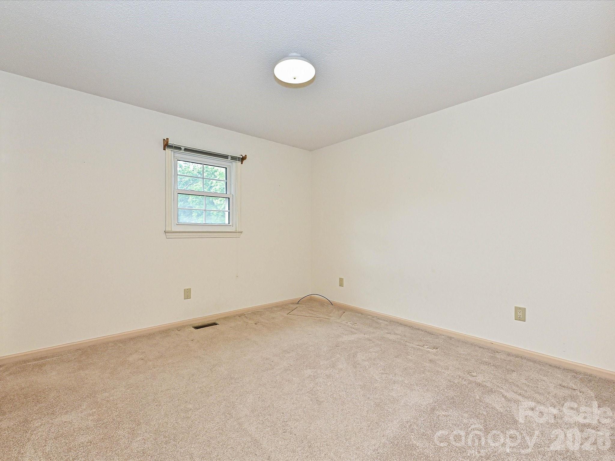 4165 Wrangler Drive Property Photo 24