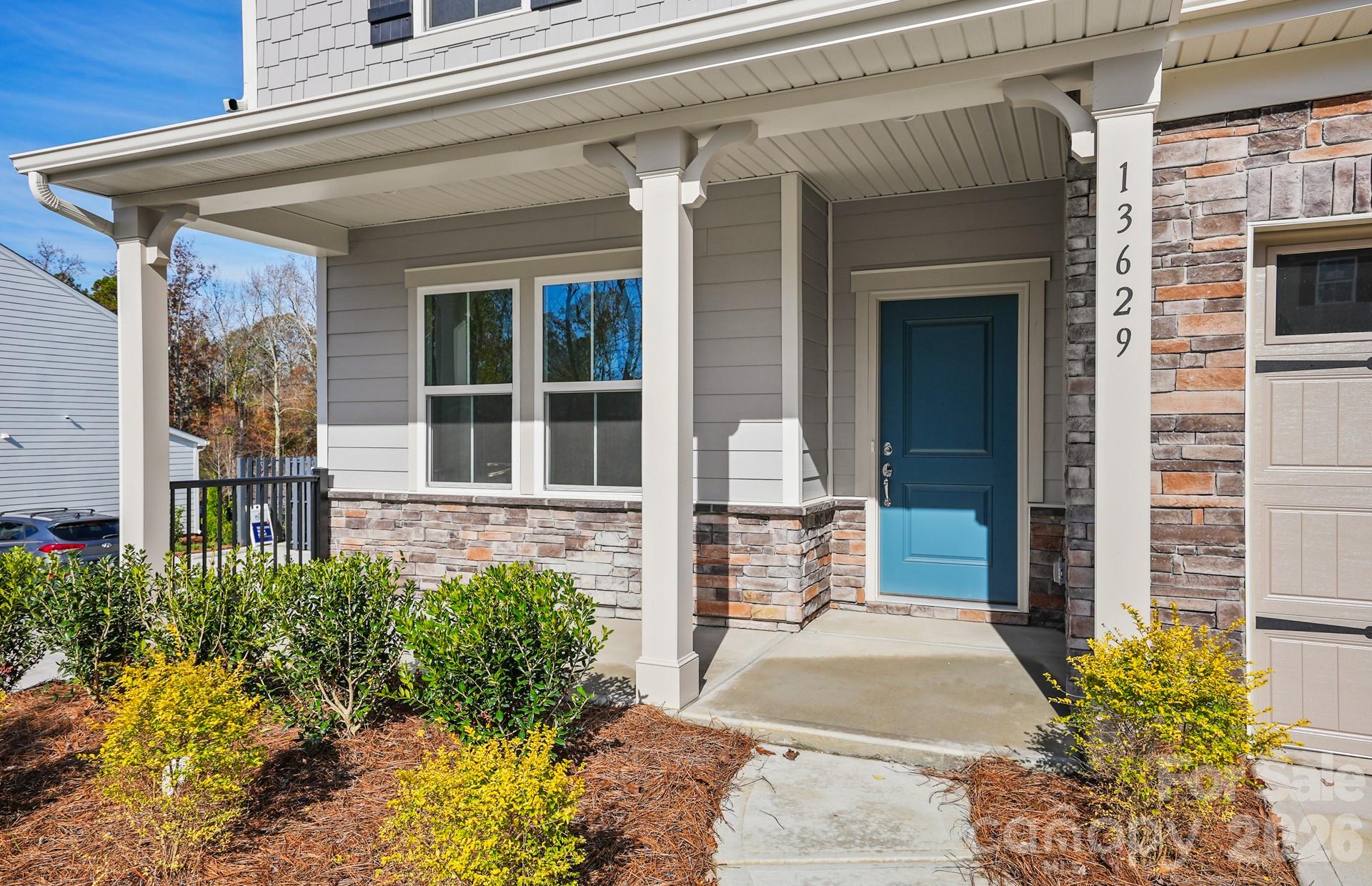 1614 Riverbend Avenue Property Photo 3