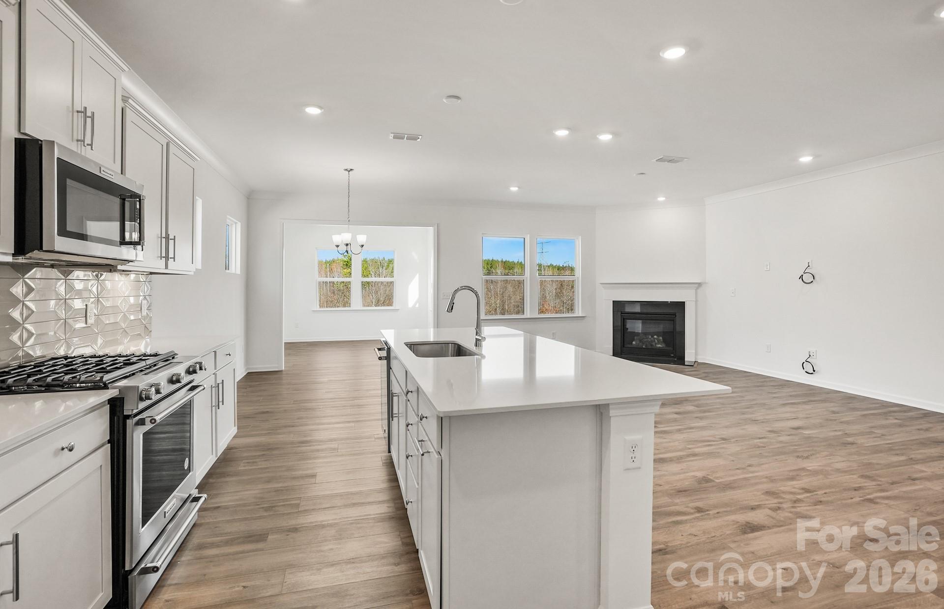 1614 Riverbend Avenue Property Photo 12