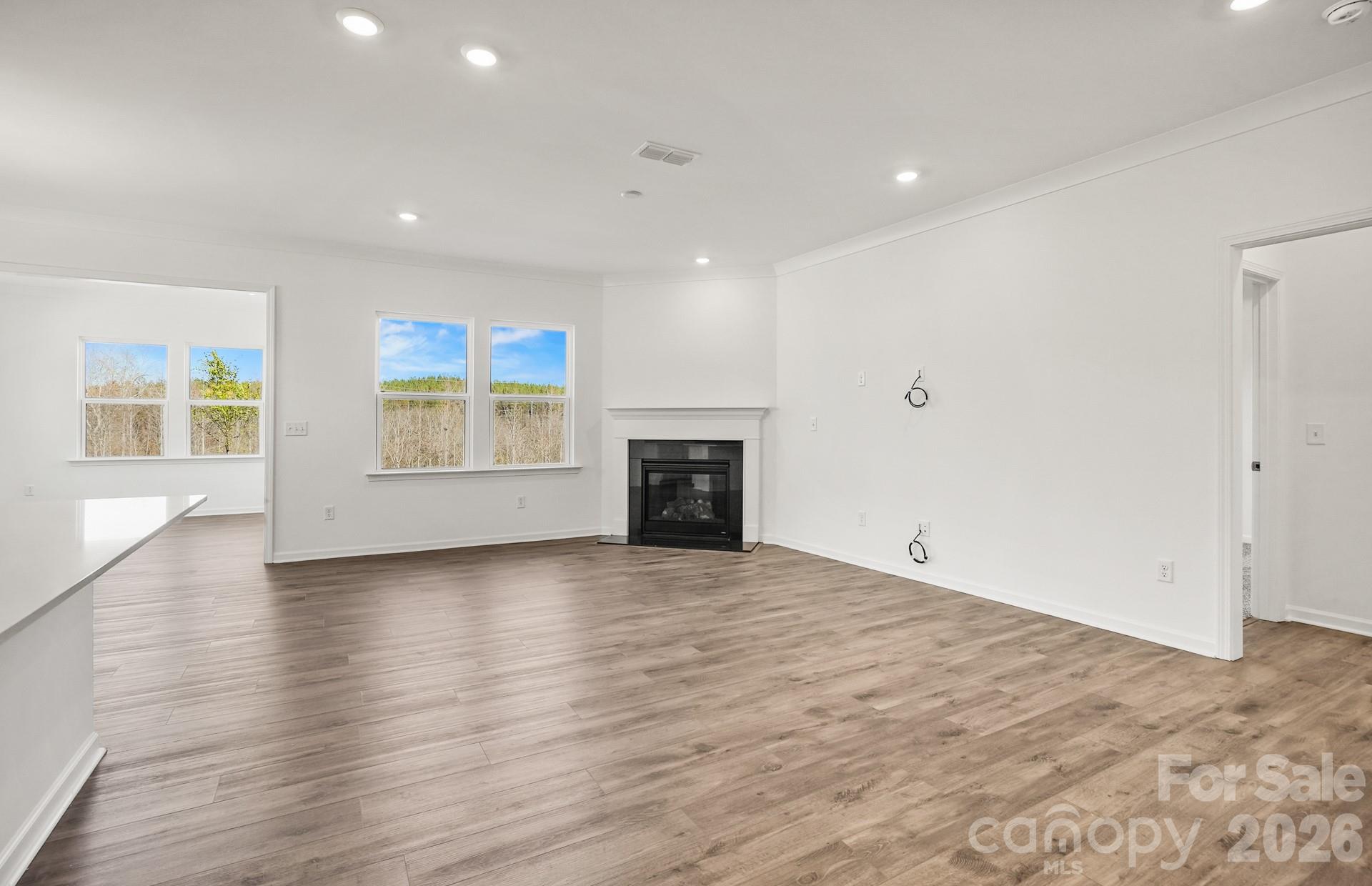 1614 Riverbend Avenue Property Photo 15