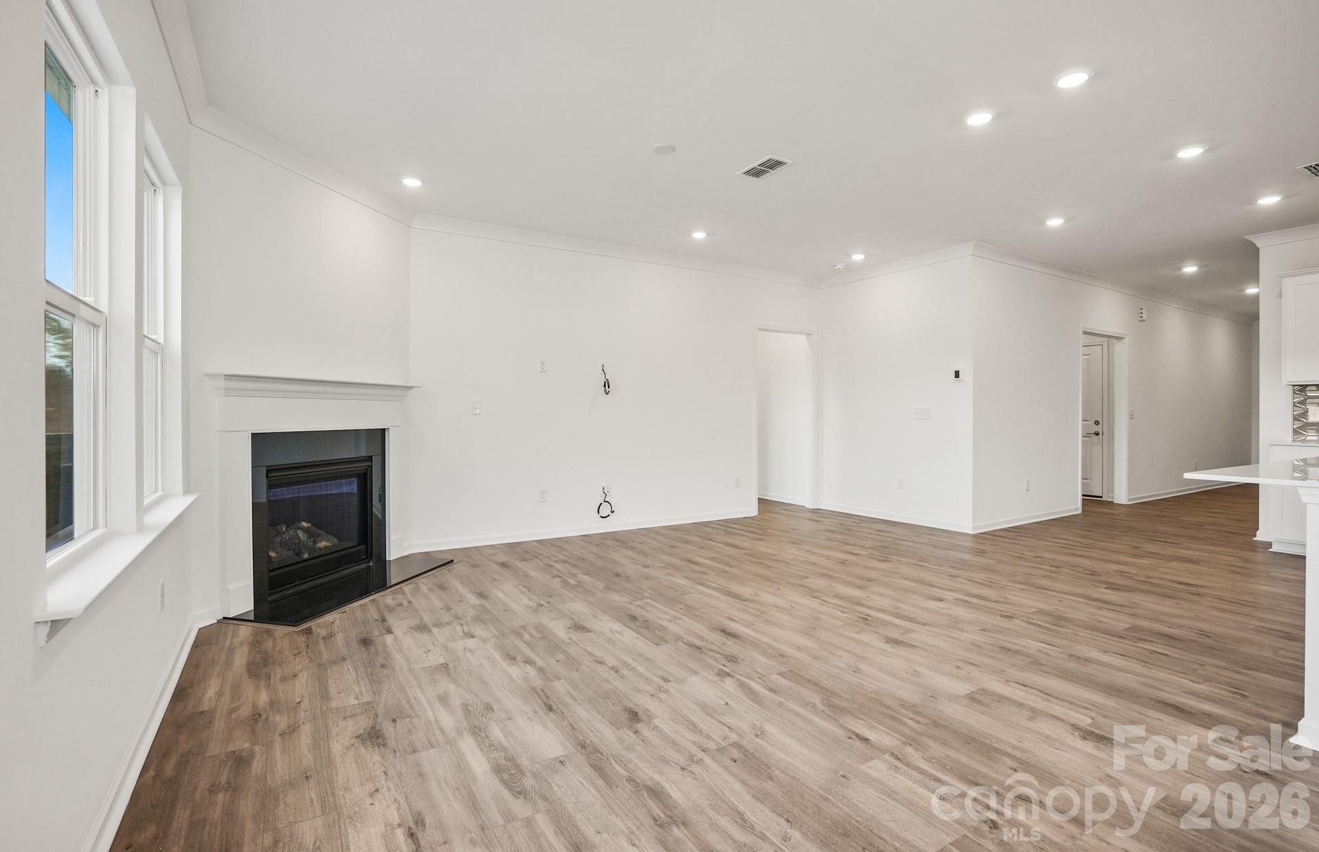 1614 Riverbend Avenue Property Photo 16