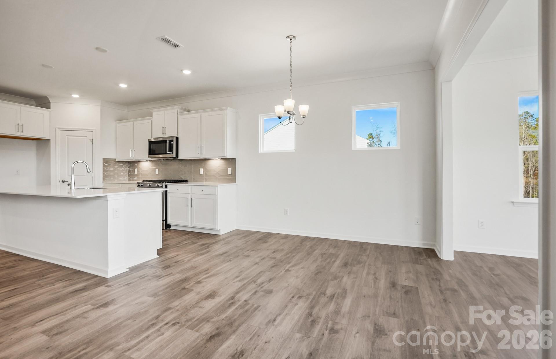1614 Riverbend Avenue Property Photo 20