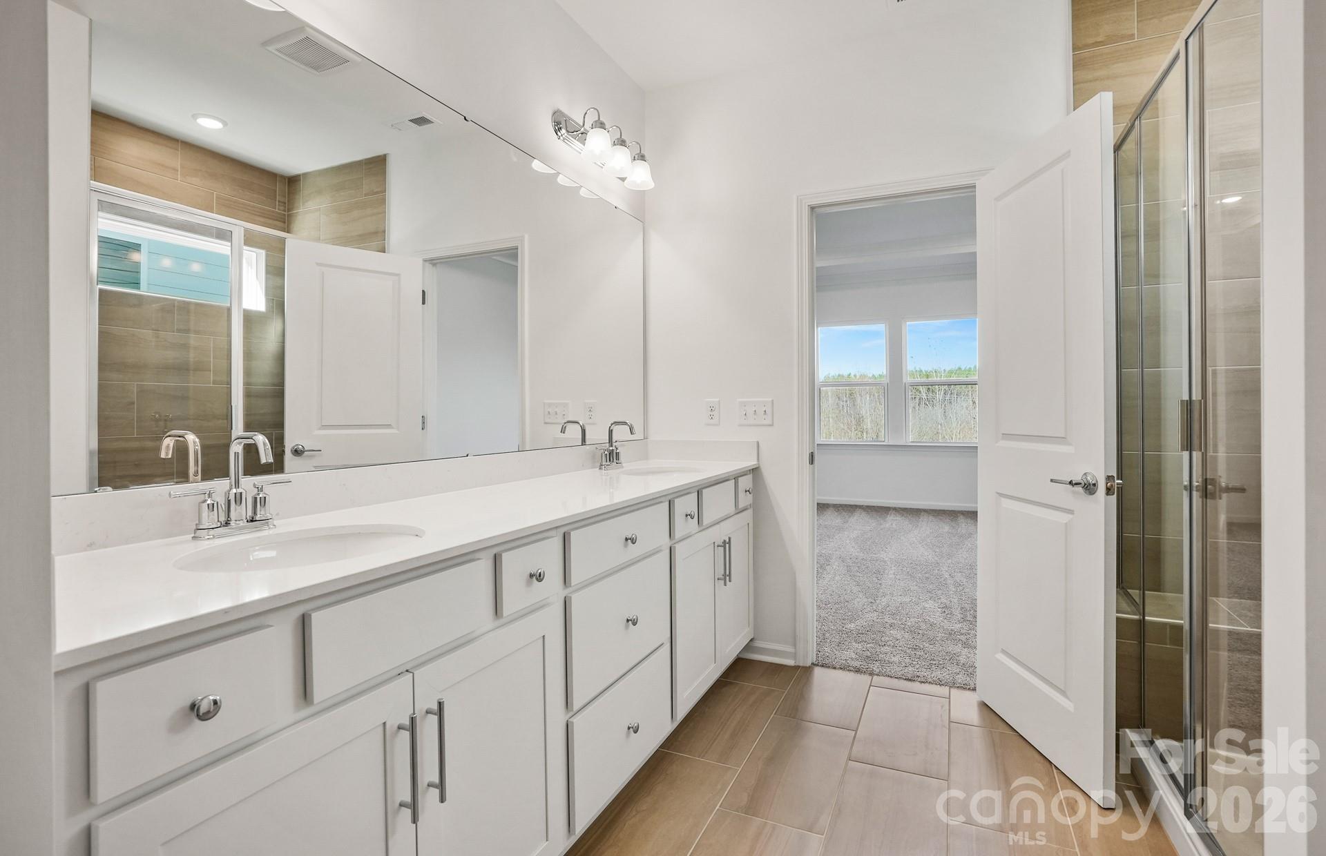 1614 Riverbend Avenue Property Photo 28