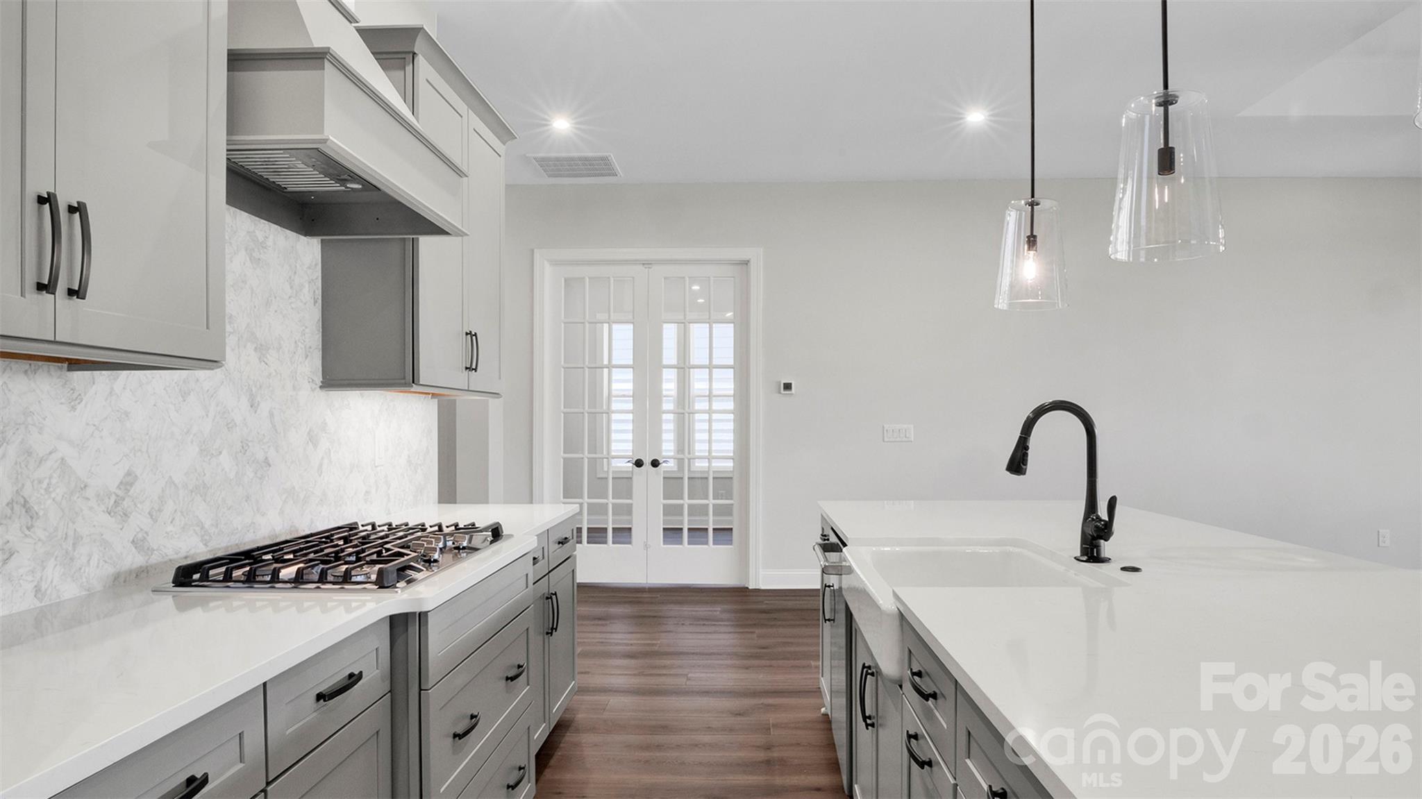 3026 Brush Creek Property Photo 4