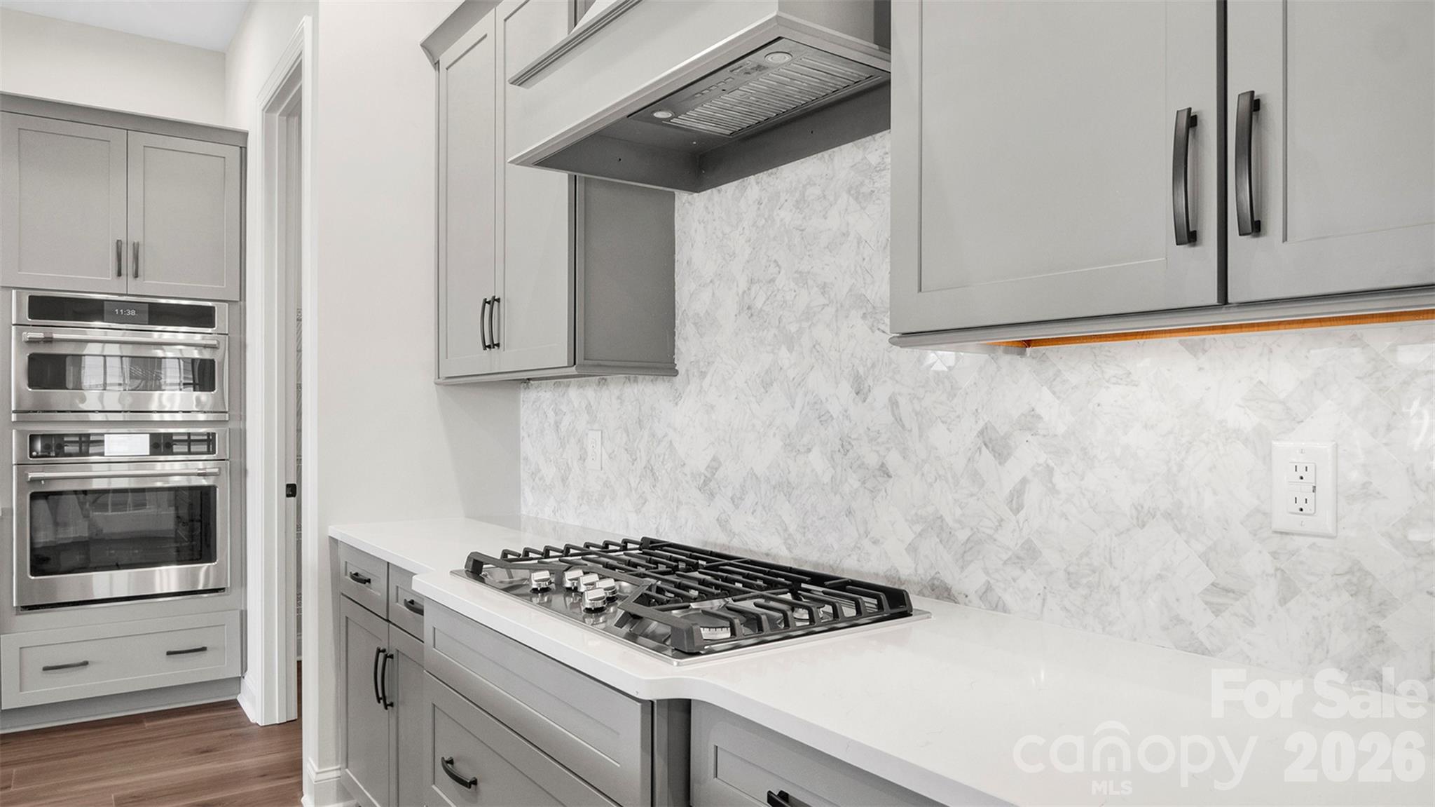 3026 Brush Creek Property Photo 5