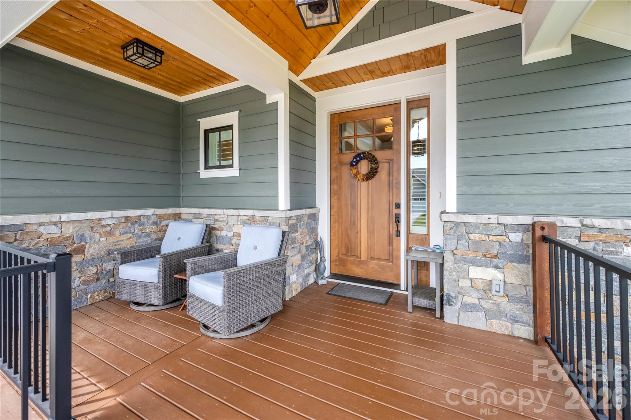 73 Starwood Valley Trail Property Photo 3