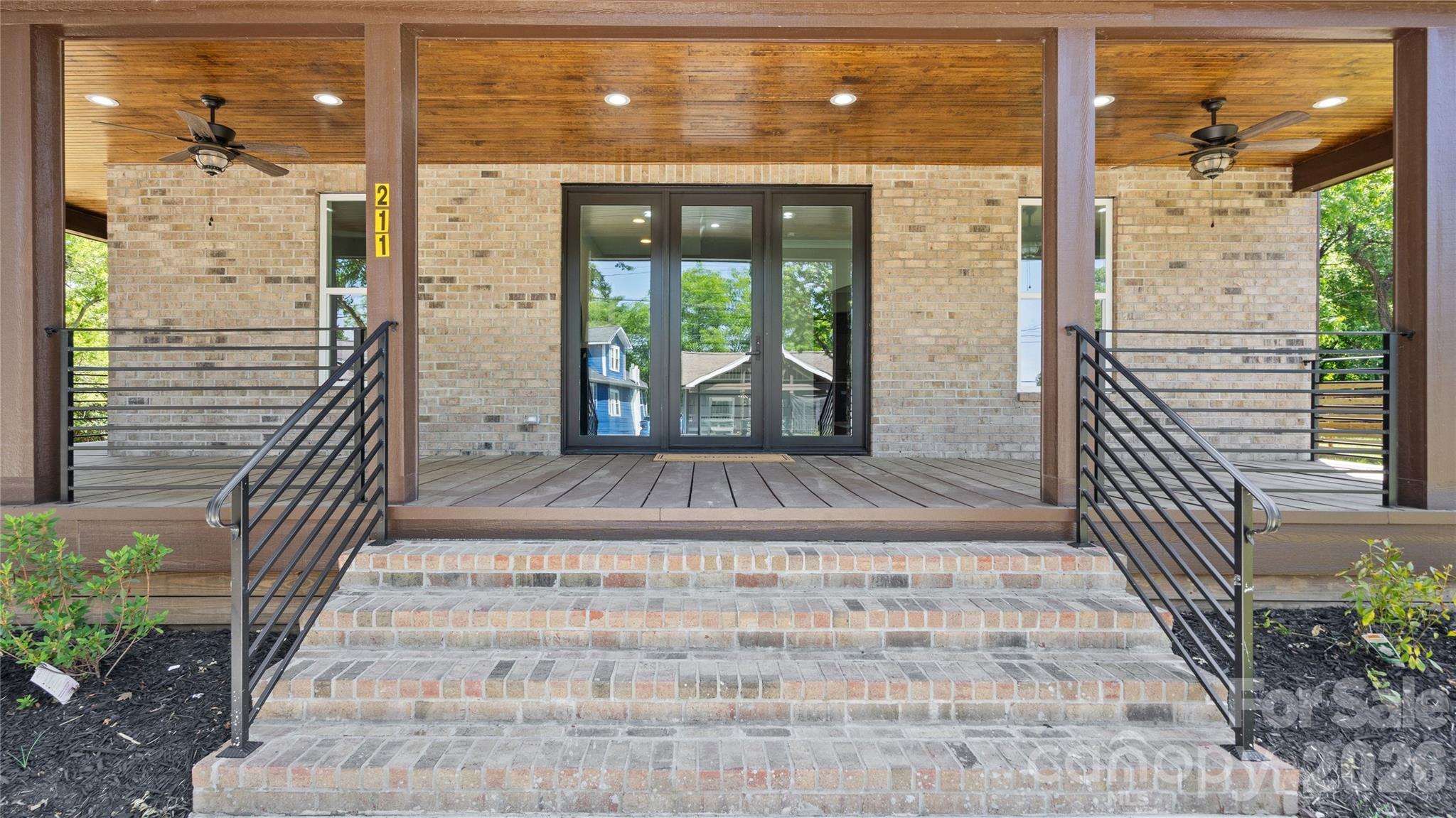 211 Tournament Drive Property Photo 2