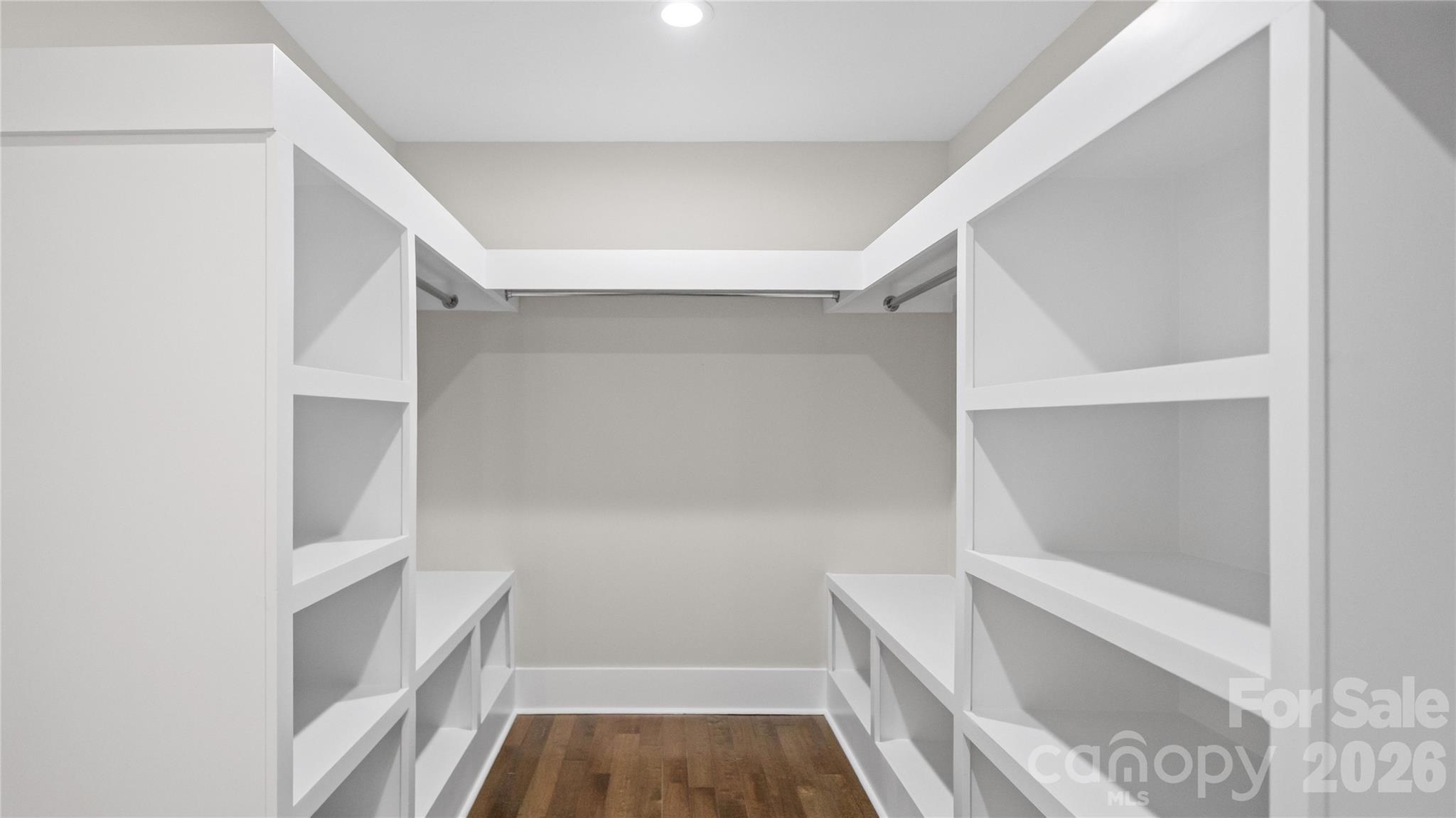211 Tournament Drive Property Photo 22