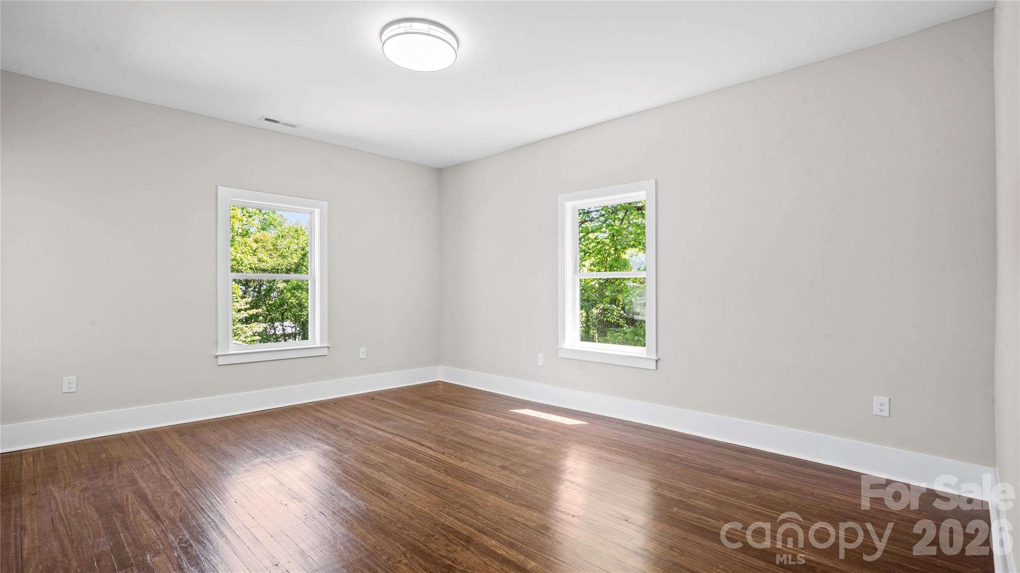 211 Tournament Drive Property Photo 26