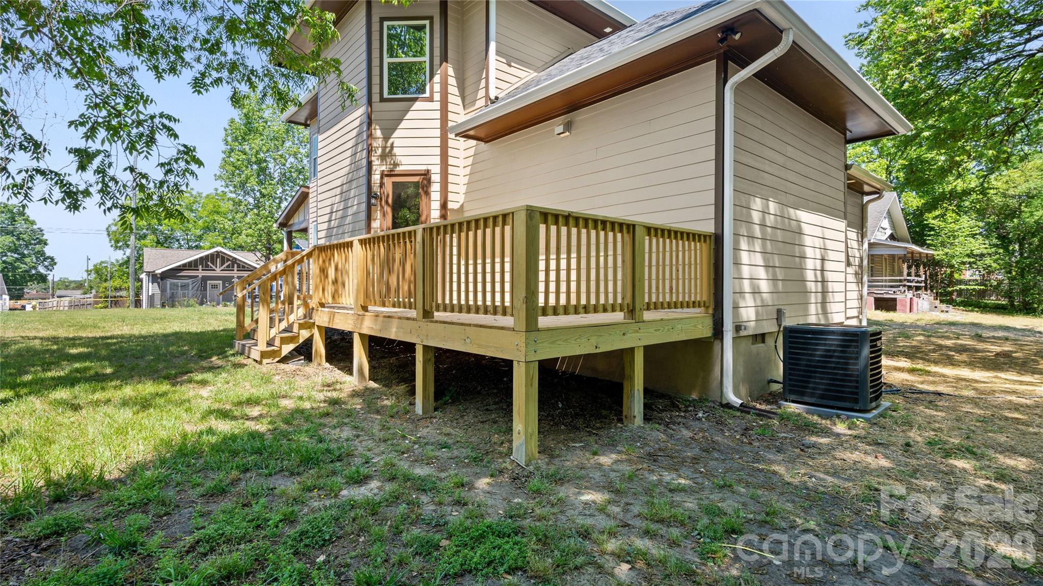 211 Tournament Drive Property Photo 41