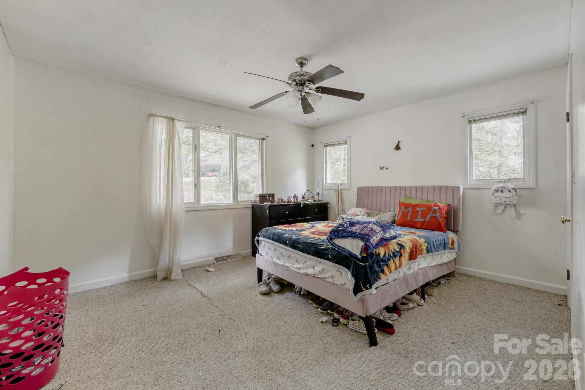 121 Edgerly Court Property Photo 13