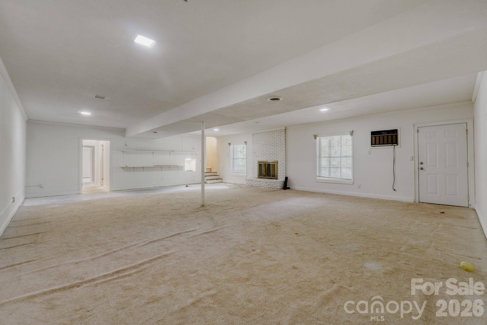 121 Edgerly Court Property Photo 22