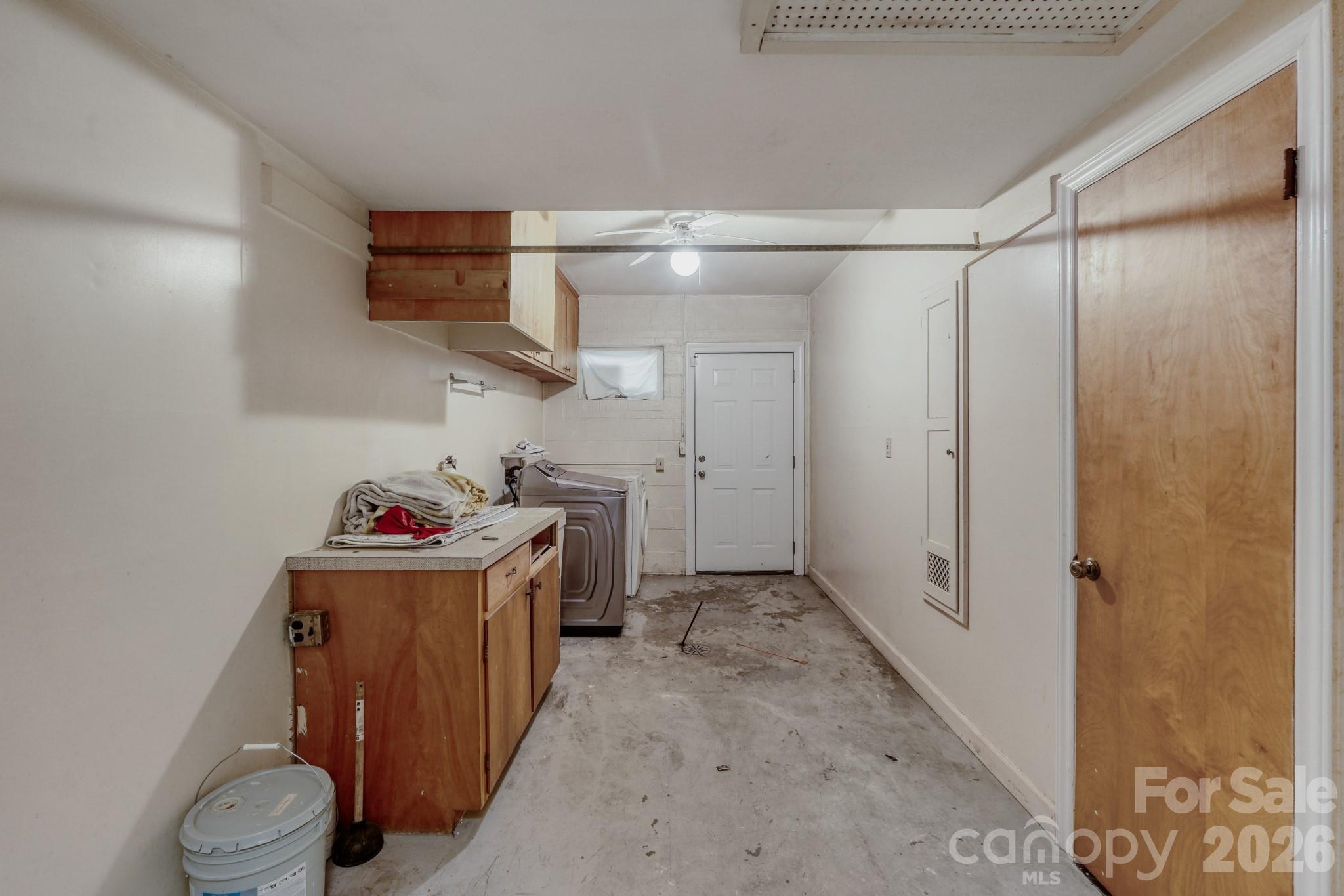 121 Edgerly Court Property Photo 26