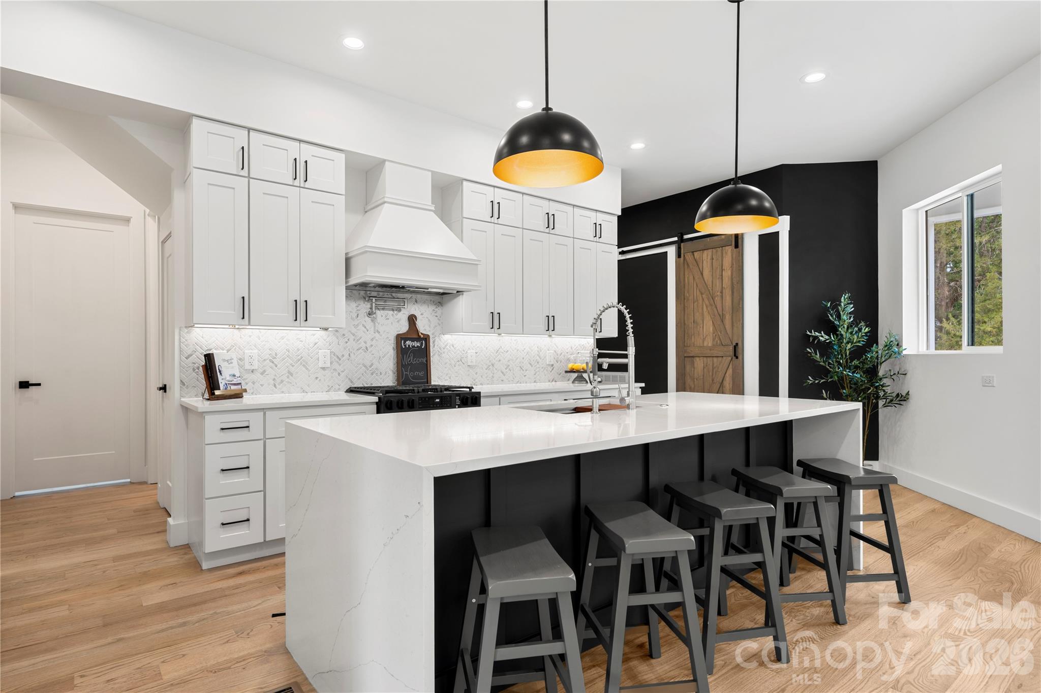 1213 Rosa Drive Property Photo 12