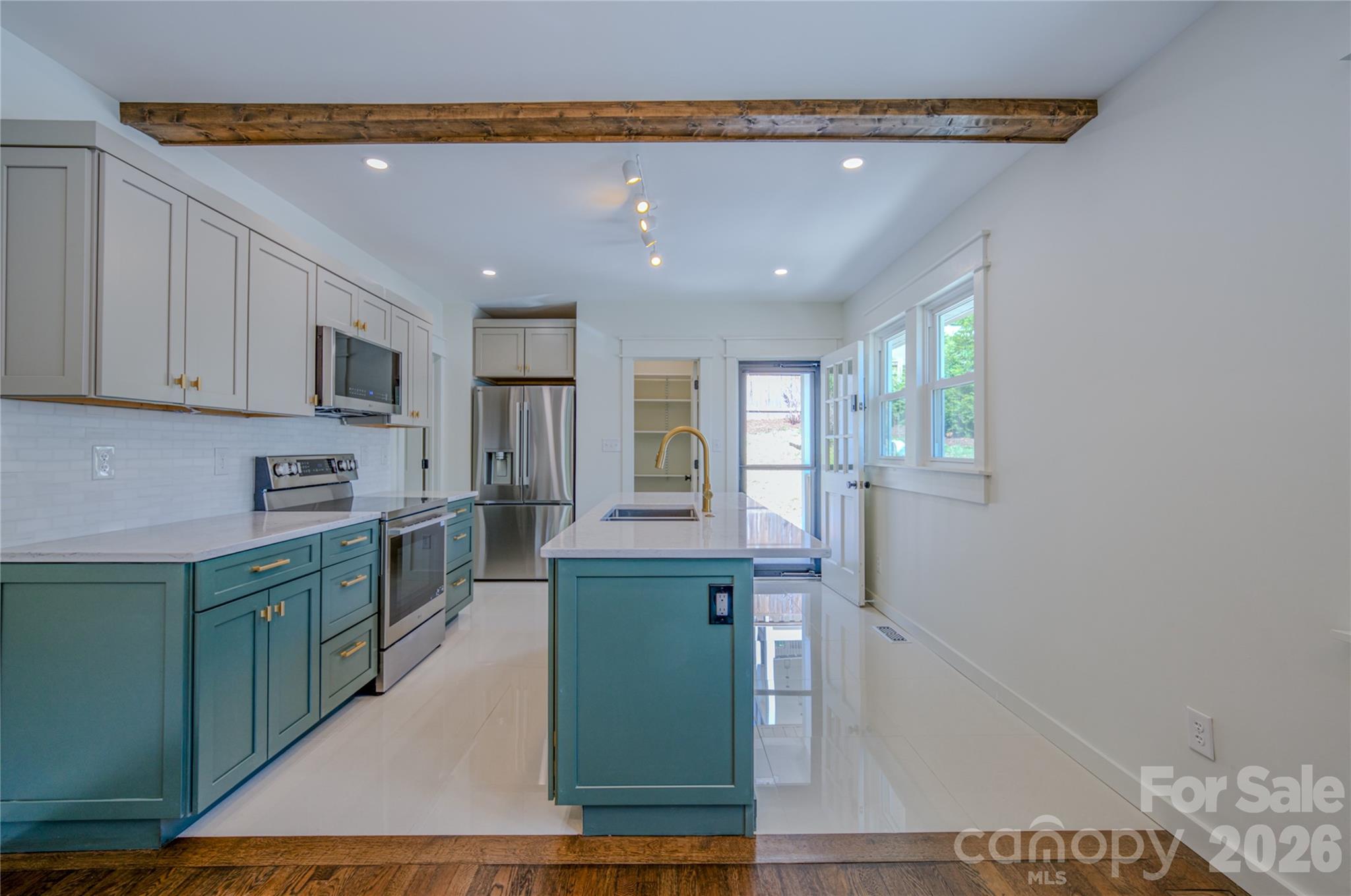 26 Henrietta Street Property Photo 3