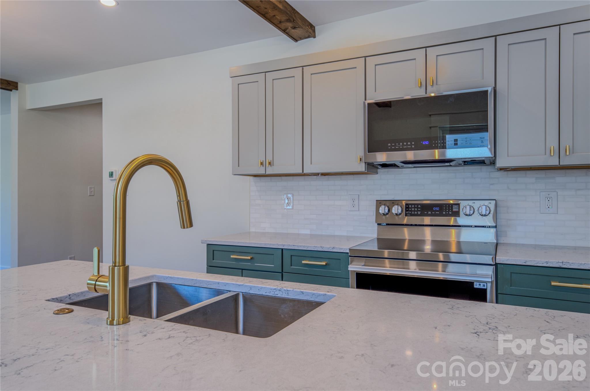 26 Henrietta Street Property Photo 9