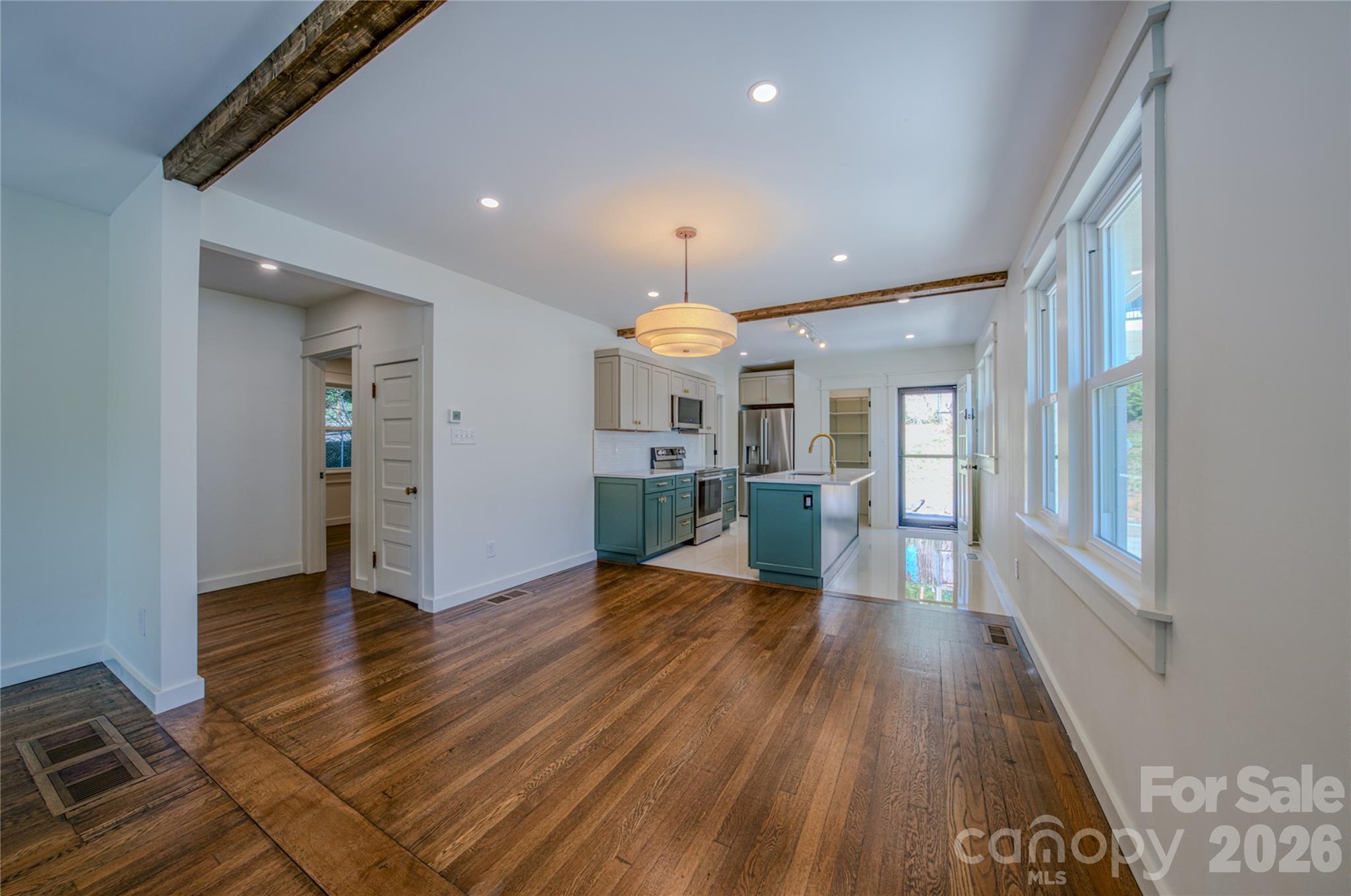 26 Henrietta Street Property Photo 10