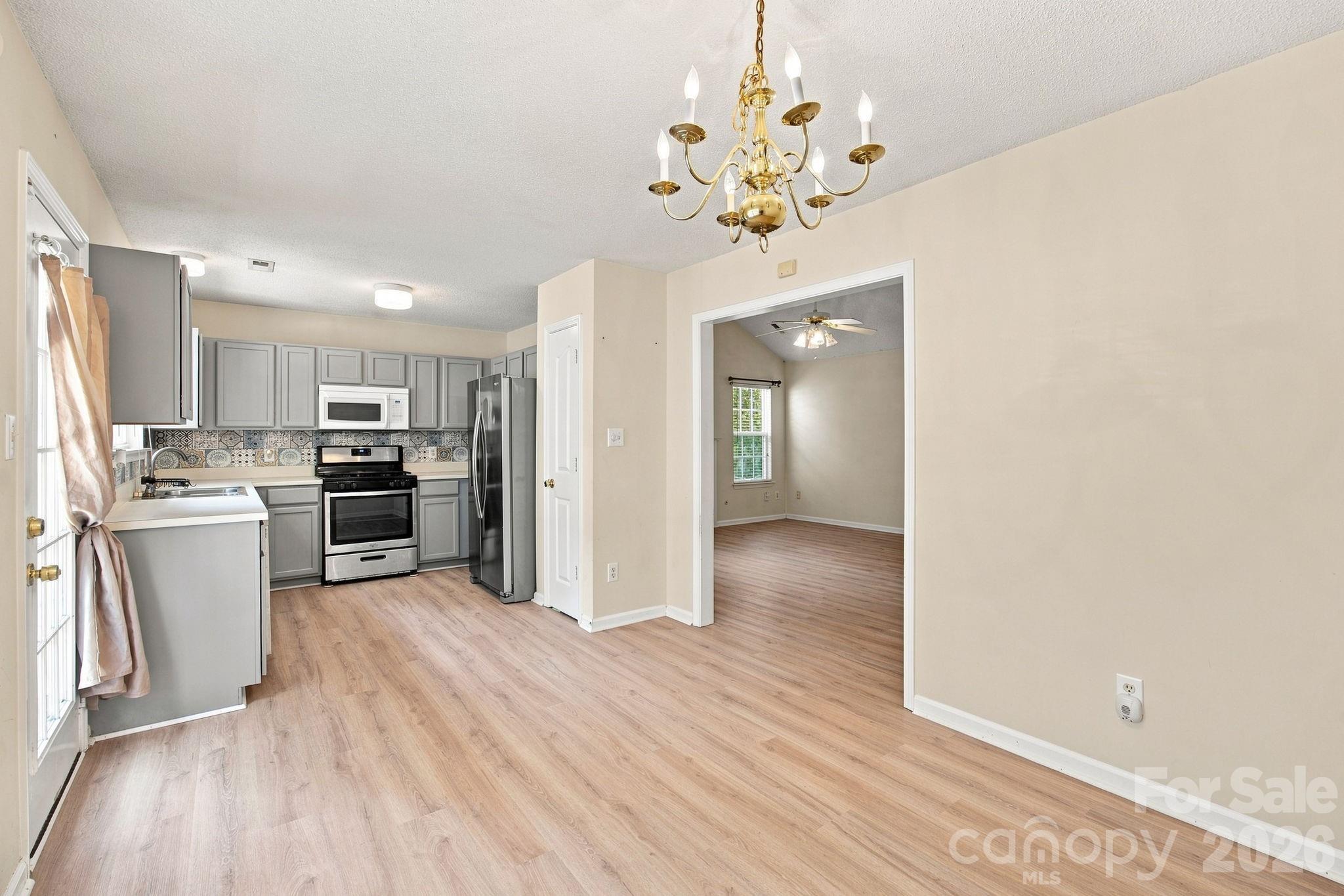 8616 Mineral Ridge Way Property Photo 8