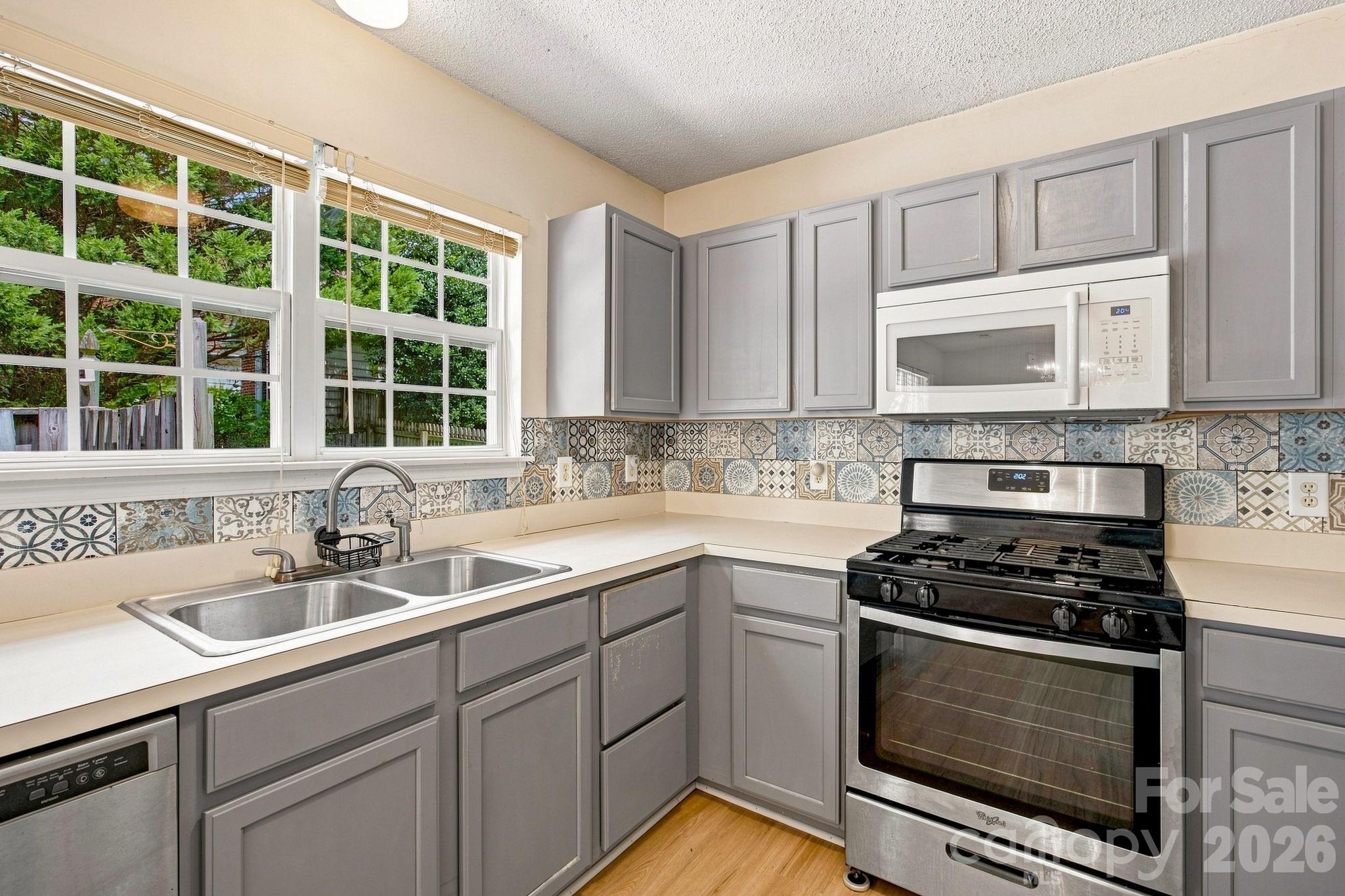 8616 Mineral Ridge Way Property Photo 11
