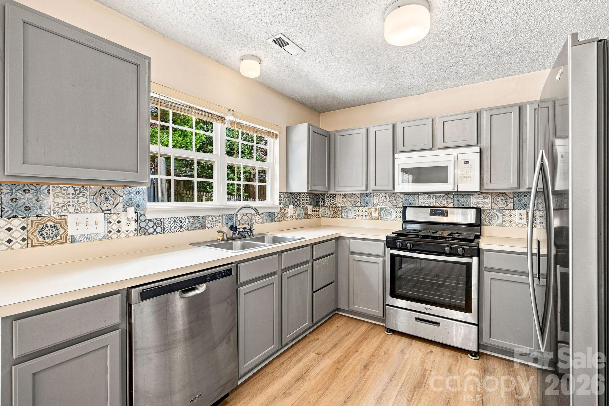8616 Mineral Ridge Way Property Photo 13