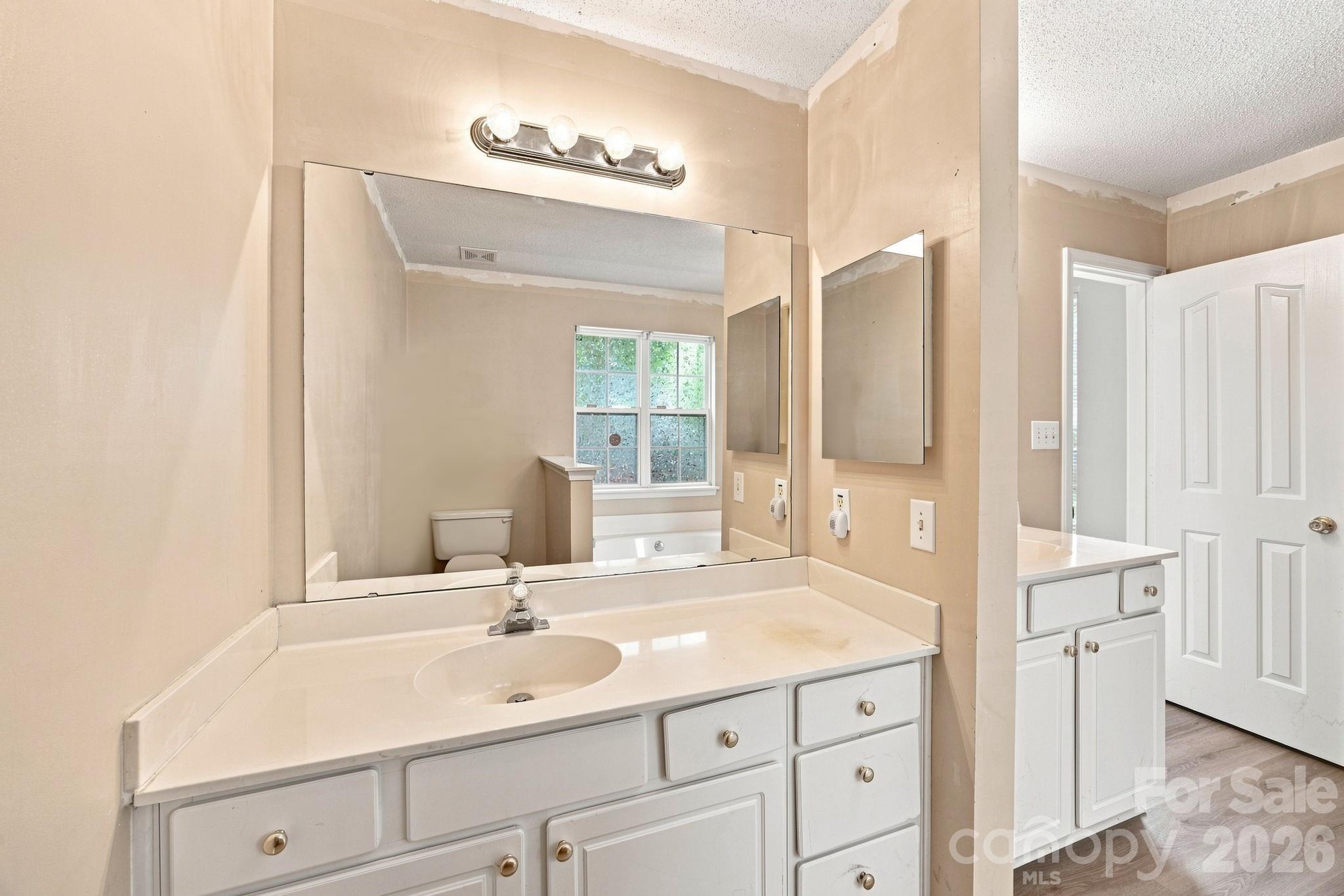 8616 Mineral Ridge Way Property Photo 21