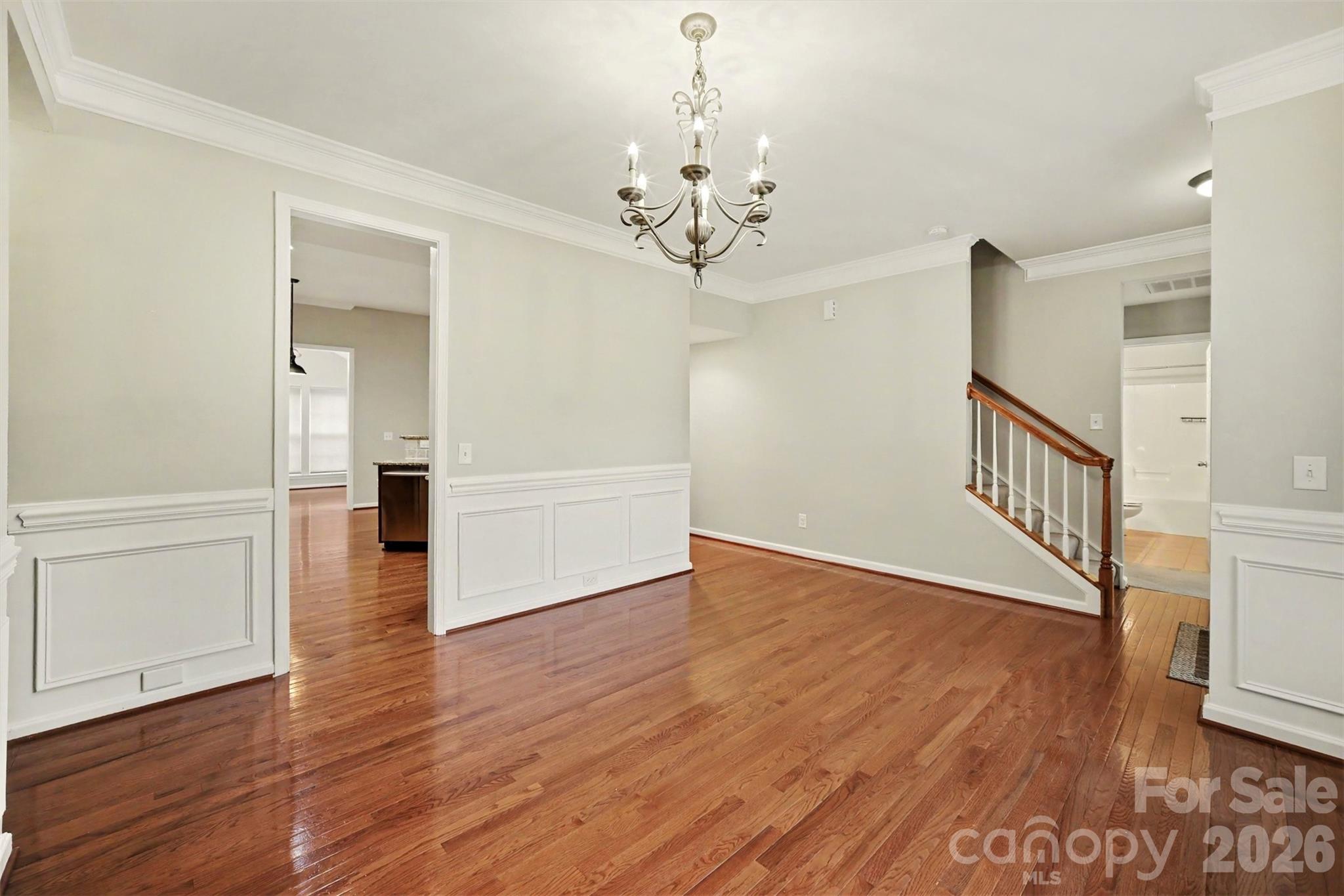 2172 Southridge Drive Property Photo 4