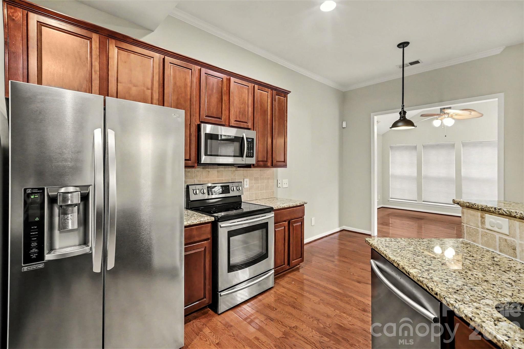 2172 Southridge Drive Property Photo 14