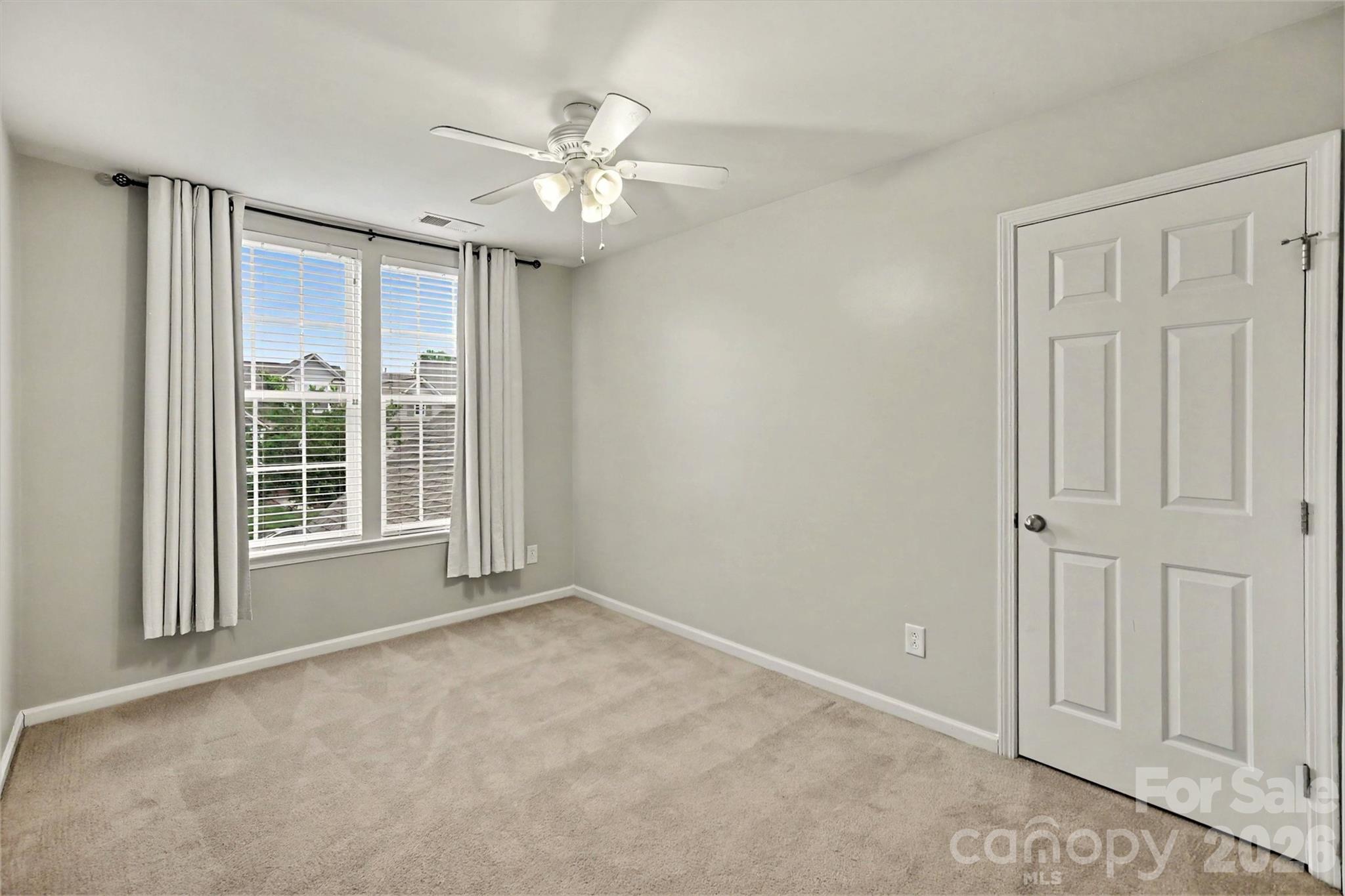 2172 Southridge Drive Property Photo 18