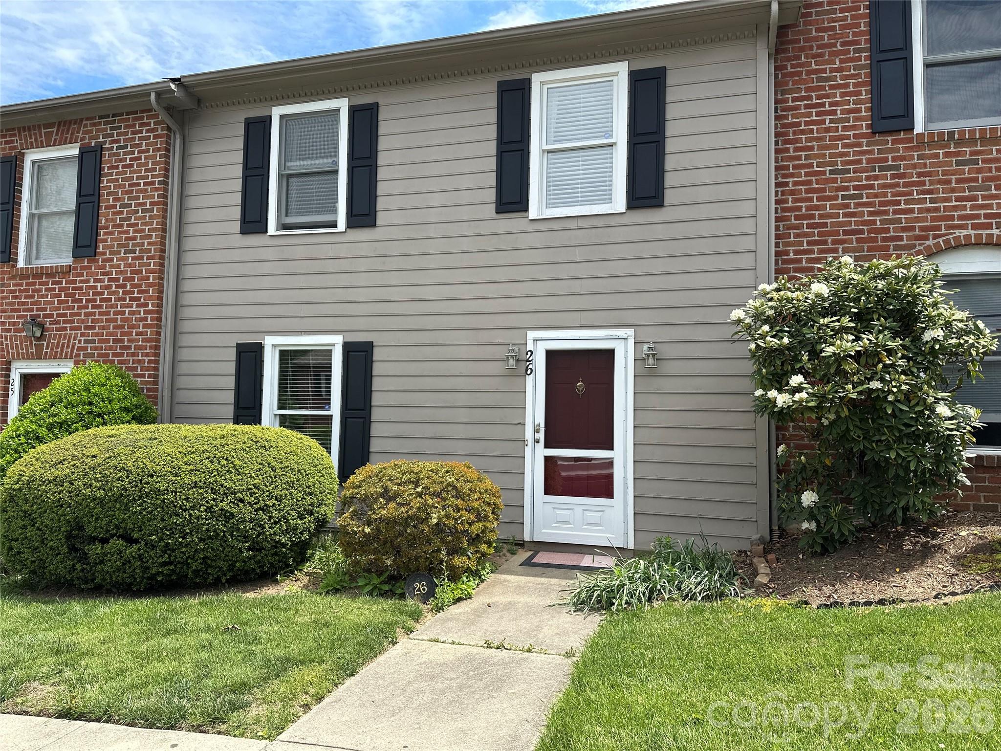 26 Sleepy Hollow Lane Property Photo 1
