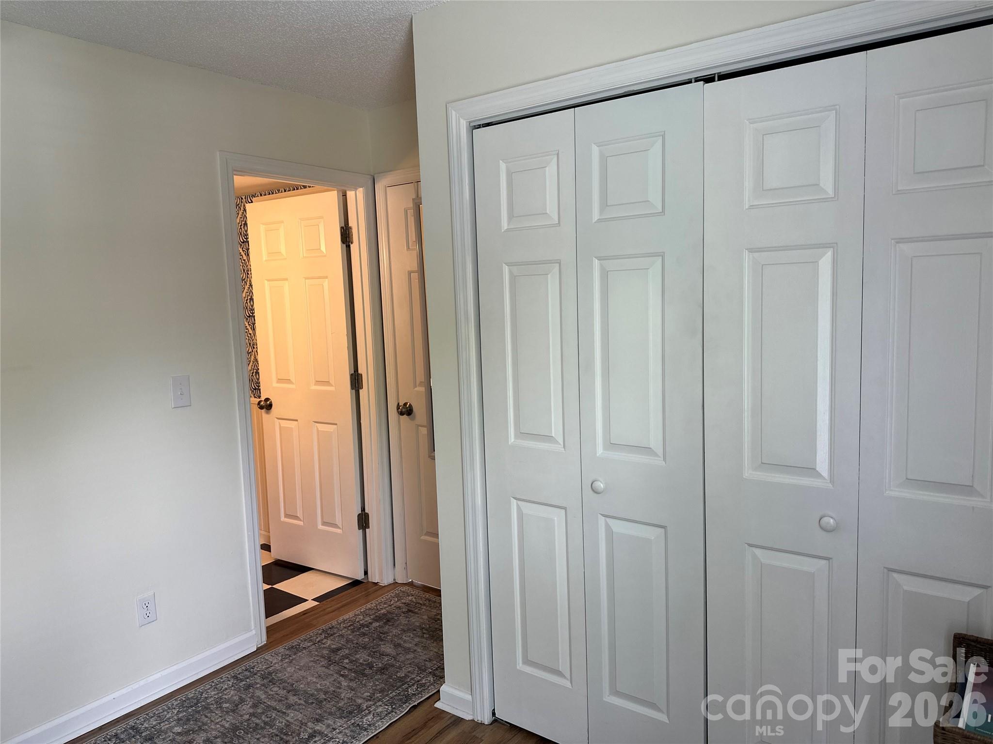 26 Sleepy Hollow Lane Property Photo 16
