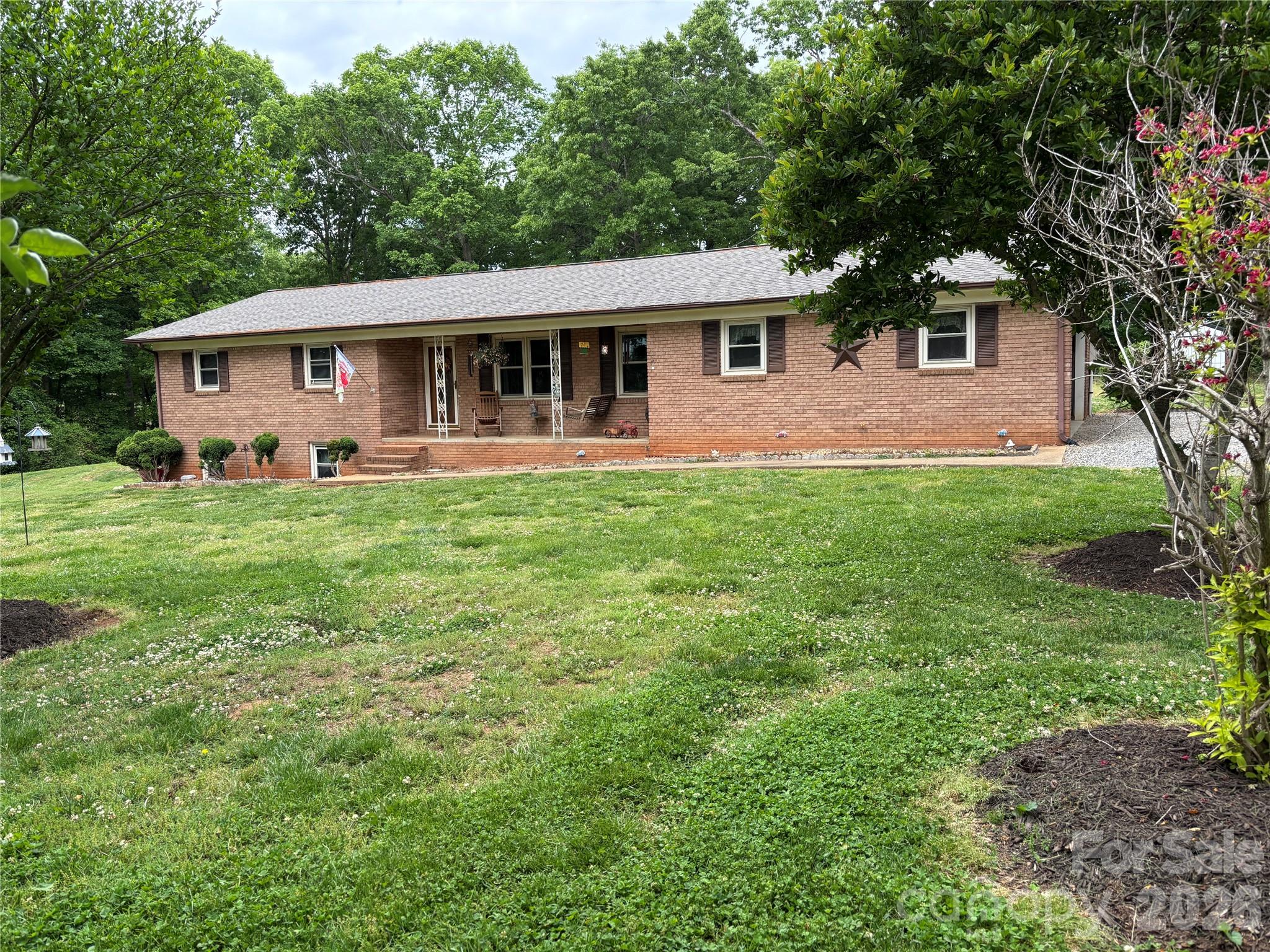 74 Miranda Drive Property Photo 3