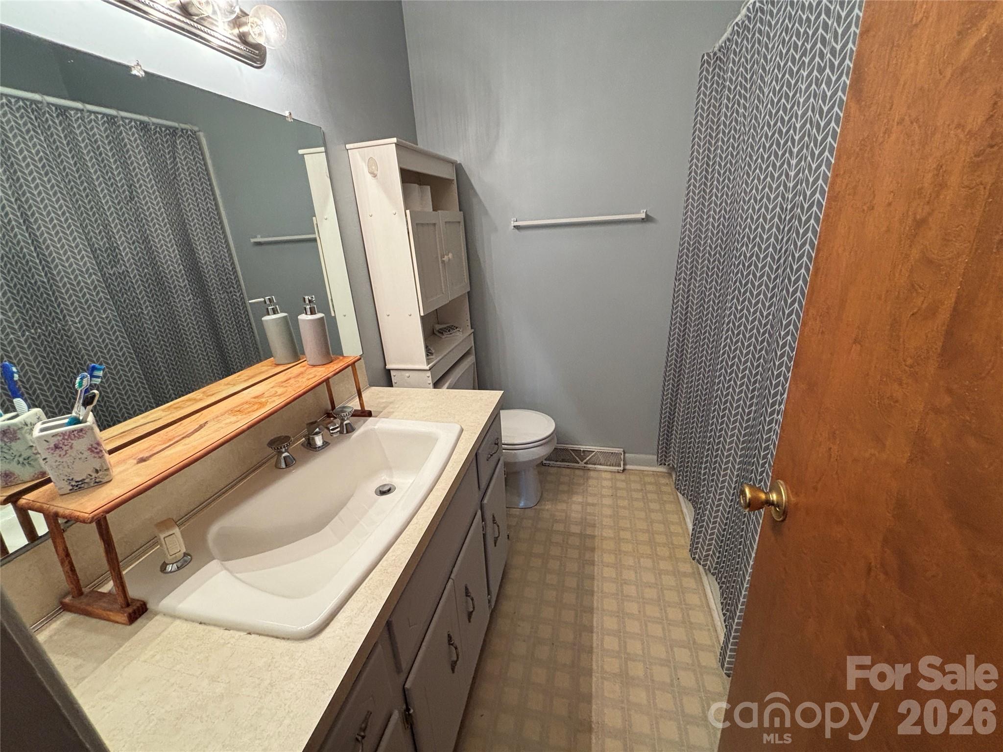 74 Miranda Drive Property Photo 25