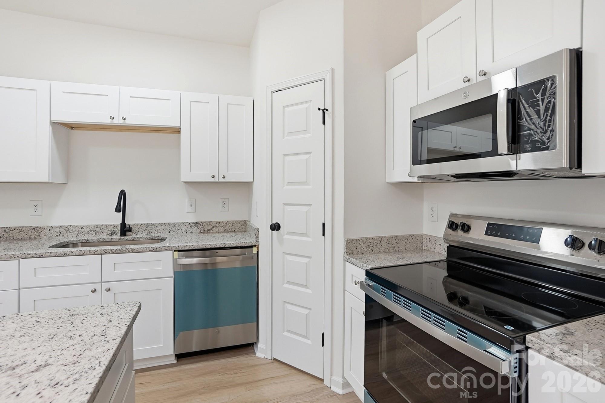 9 Bennett Street Property Photo 18