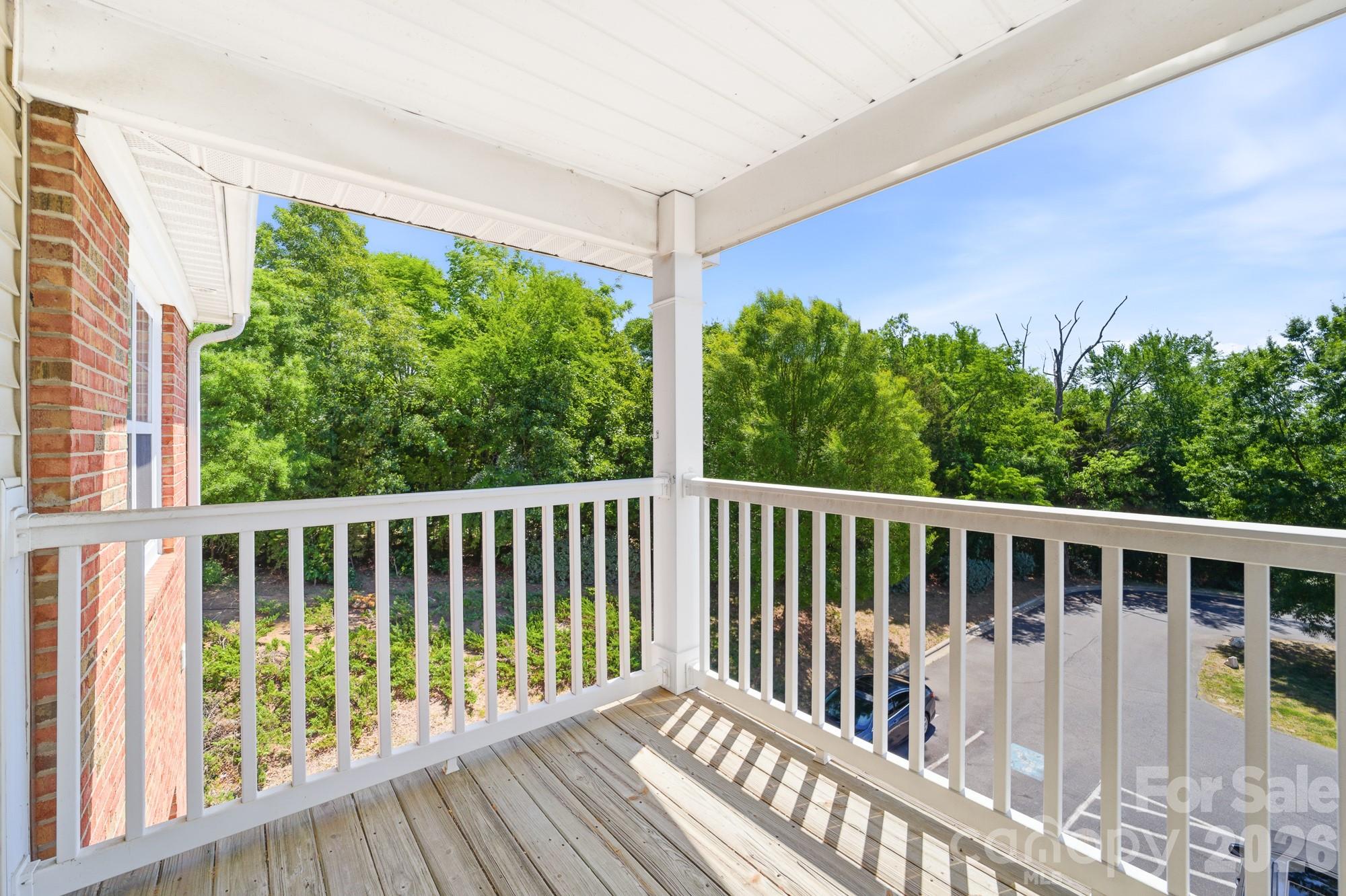 9976 Hyde Glen Court Property Photo 24