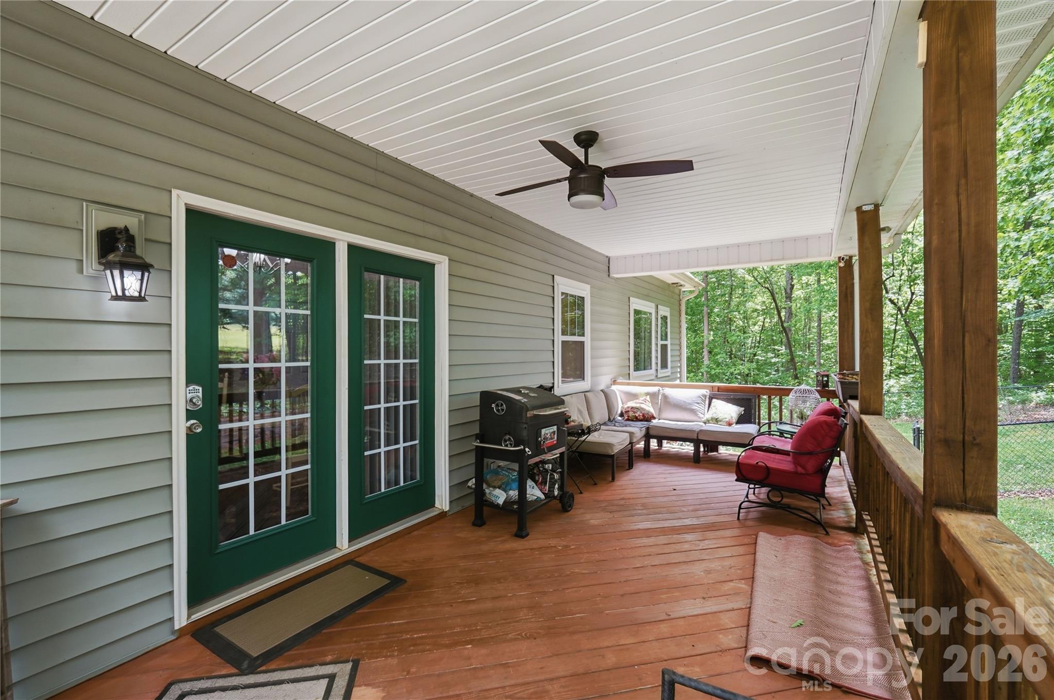 250 Henderson Road Property Photo 9