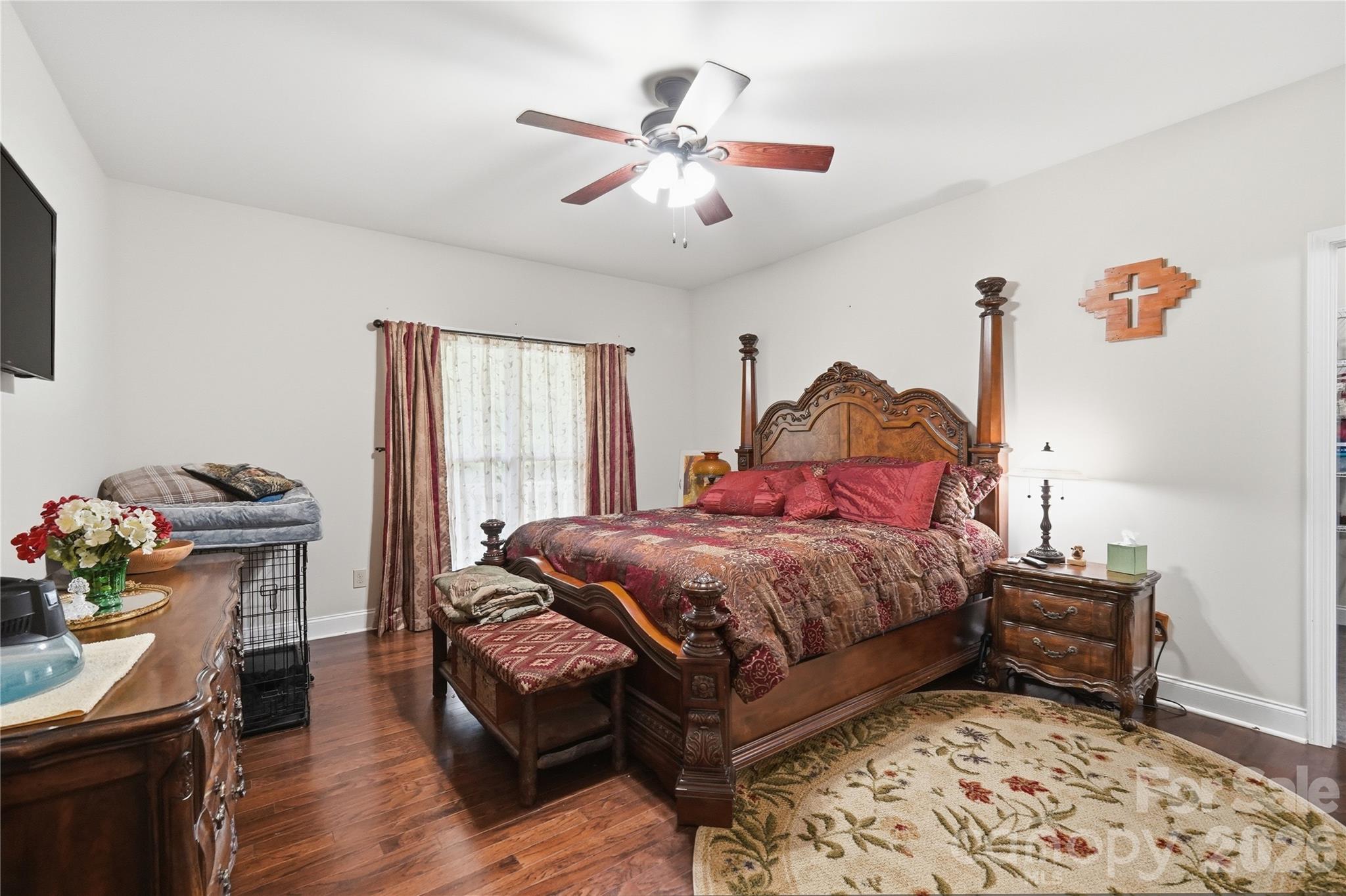 250 Henderson Road Property Photo 25