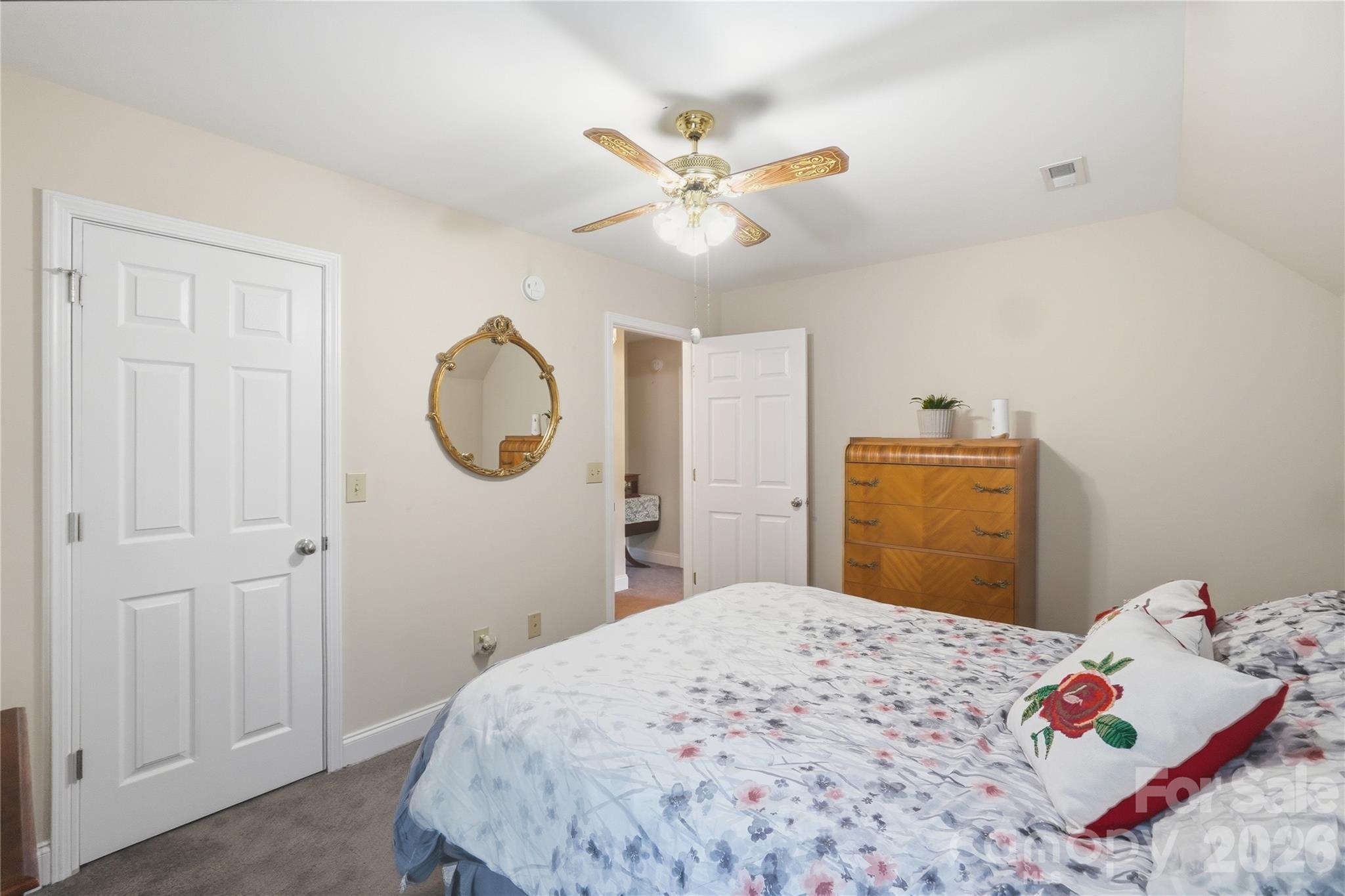 250 Henderson Road Property Photo 36