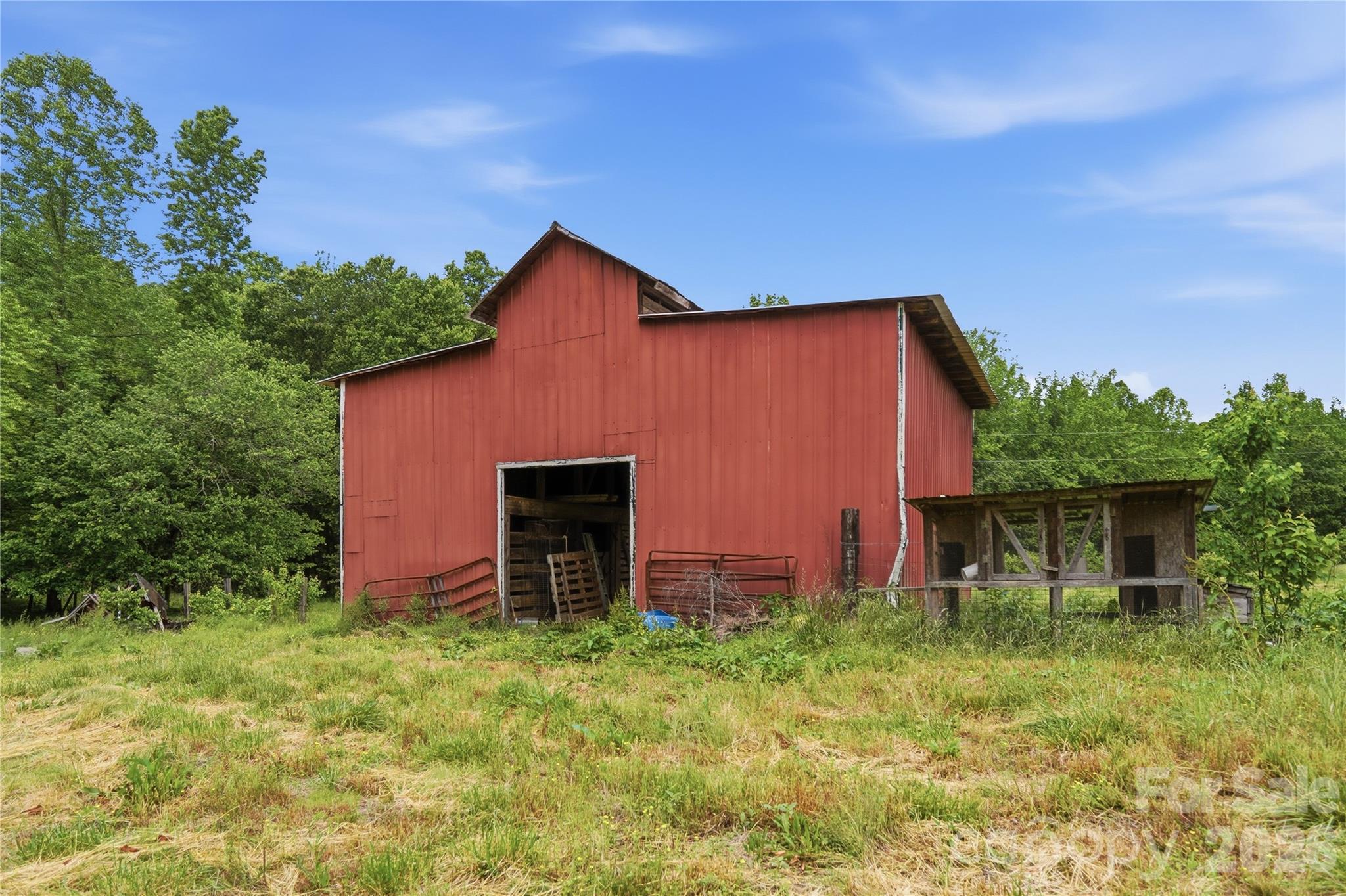 250 Henderson Road Property Photo 44