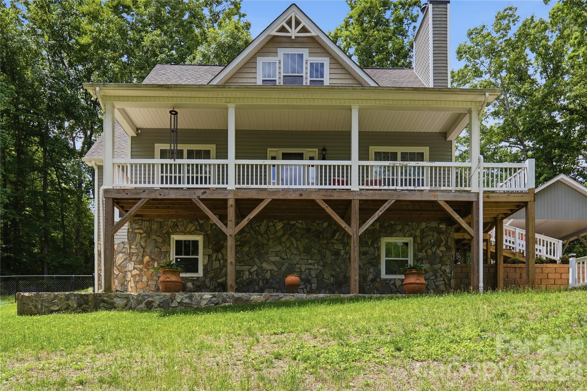 250 Henderson Road Property Photo 47