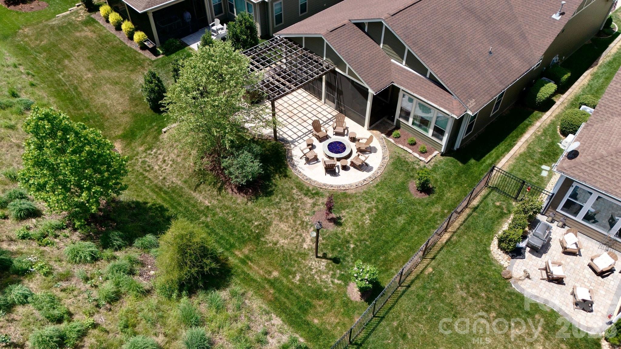 131 Chimney Rock Court Property Photo 3