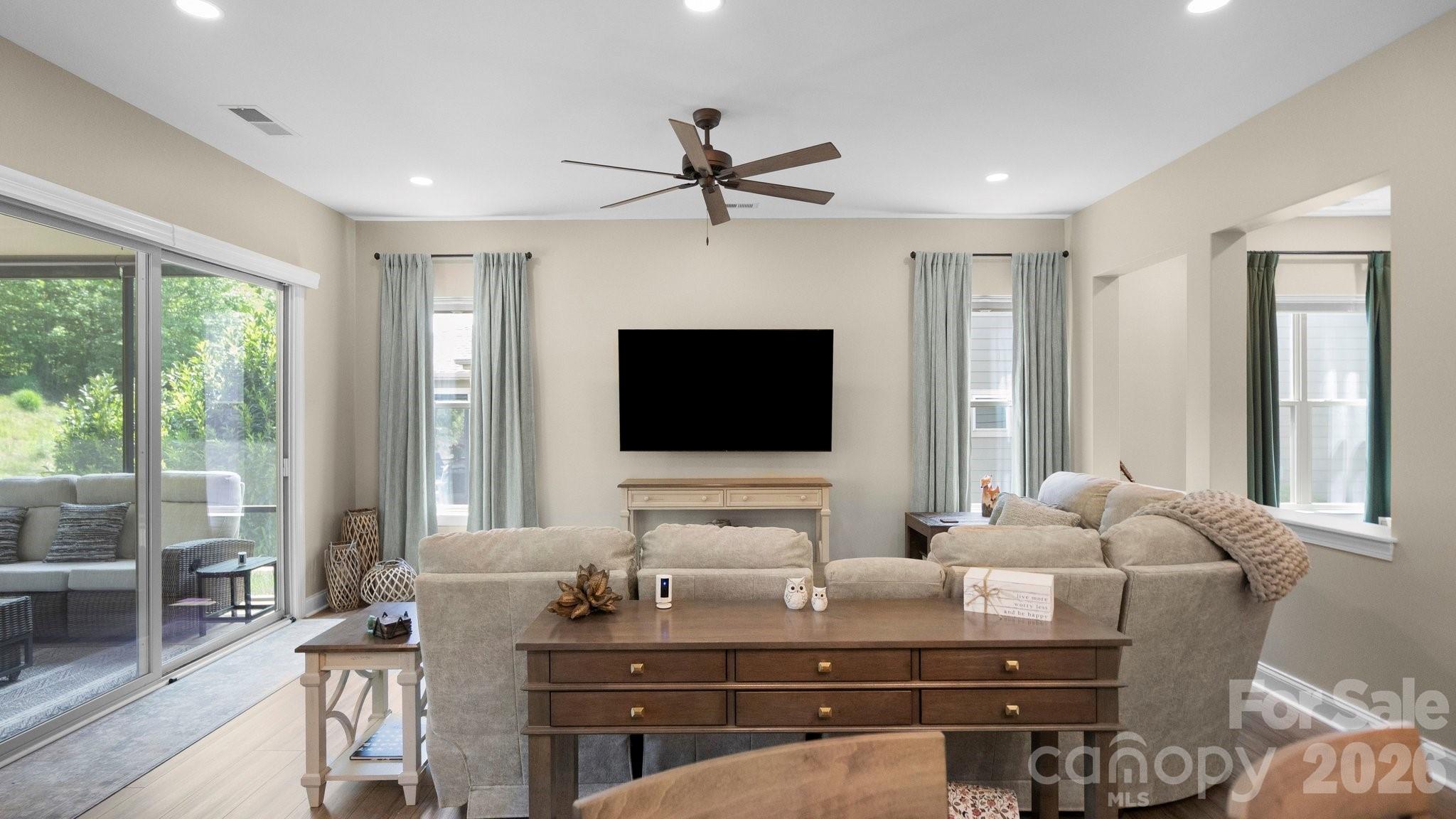 131 Chimney Rock Court Property Photo 15