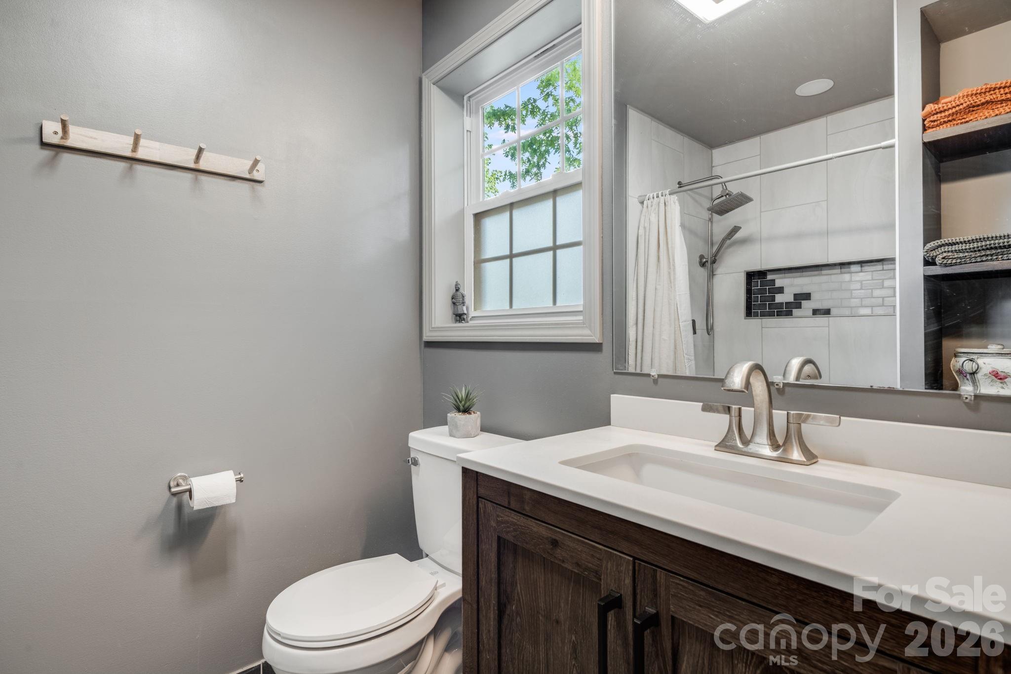112 Shadowlawn Drive Property Photo 19