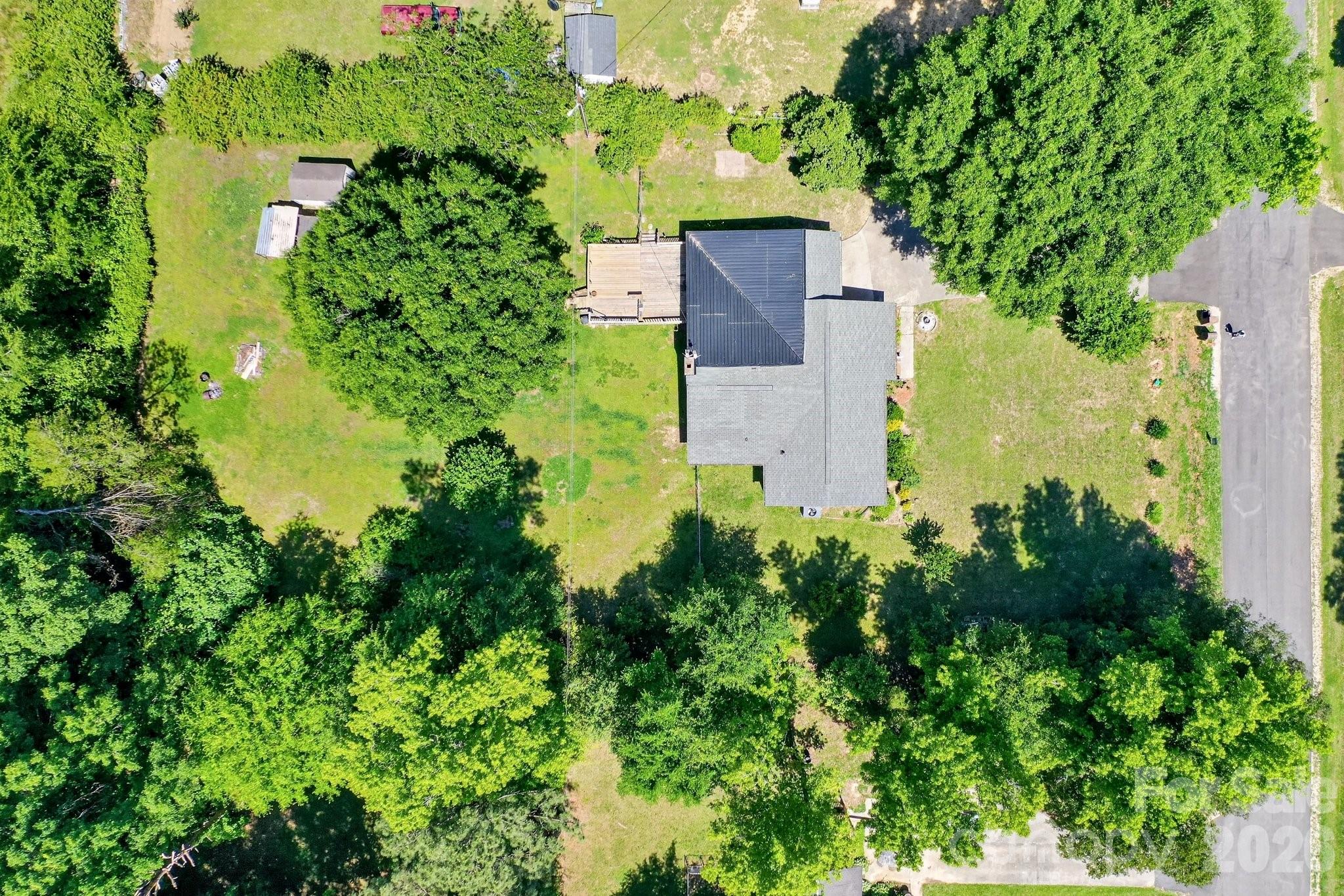 2644 Quiet Acres Road Property Photo 3