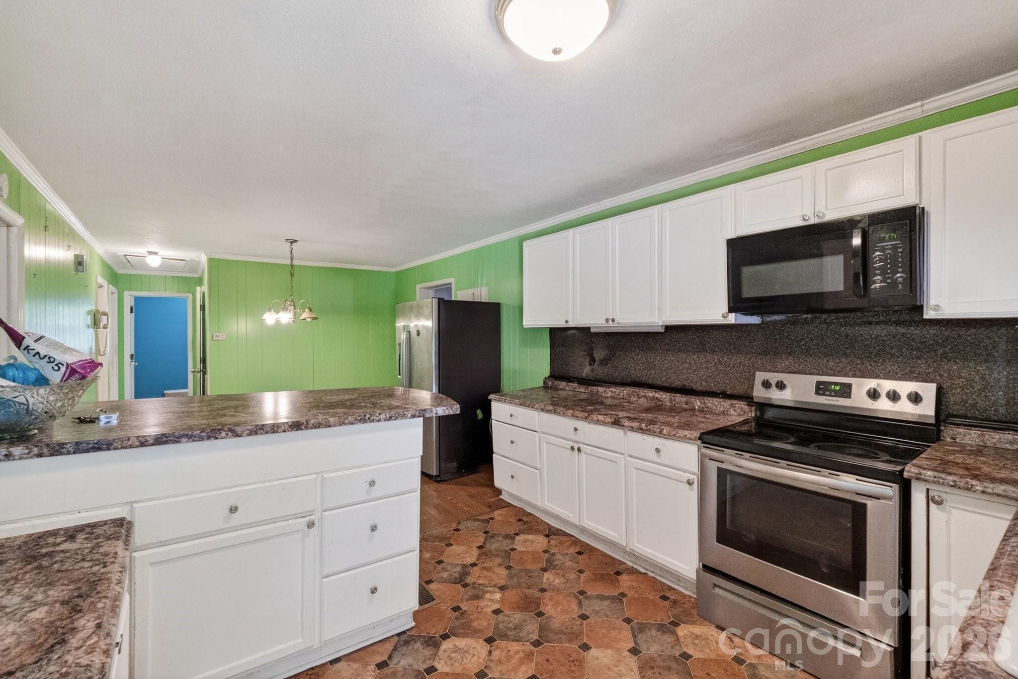 2644 Quiet Acres Road Property Photo 6