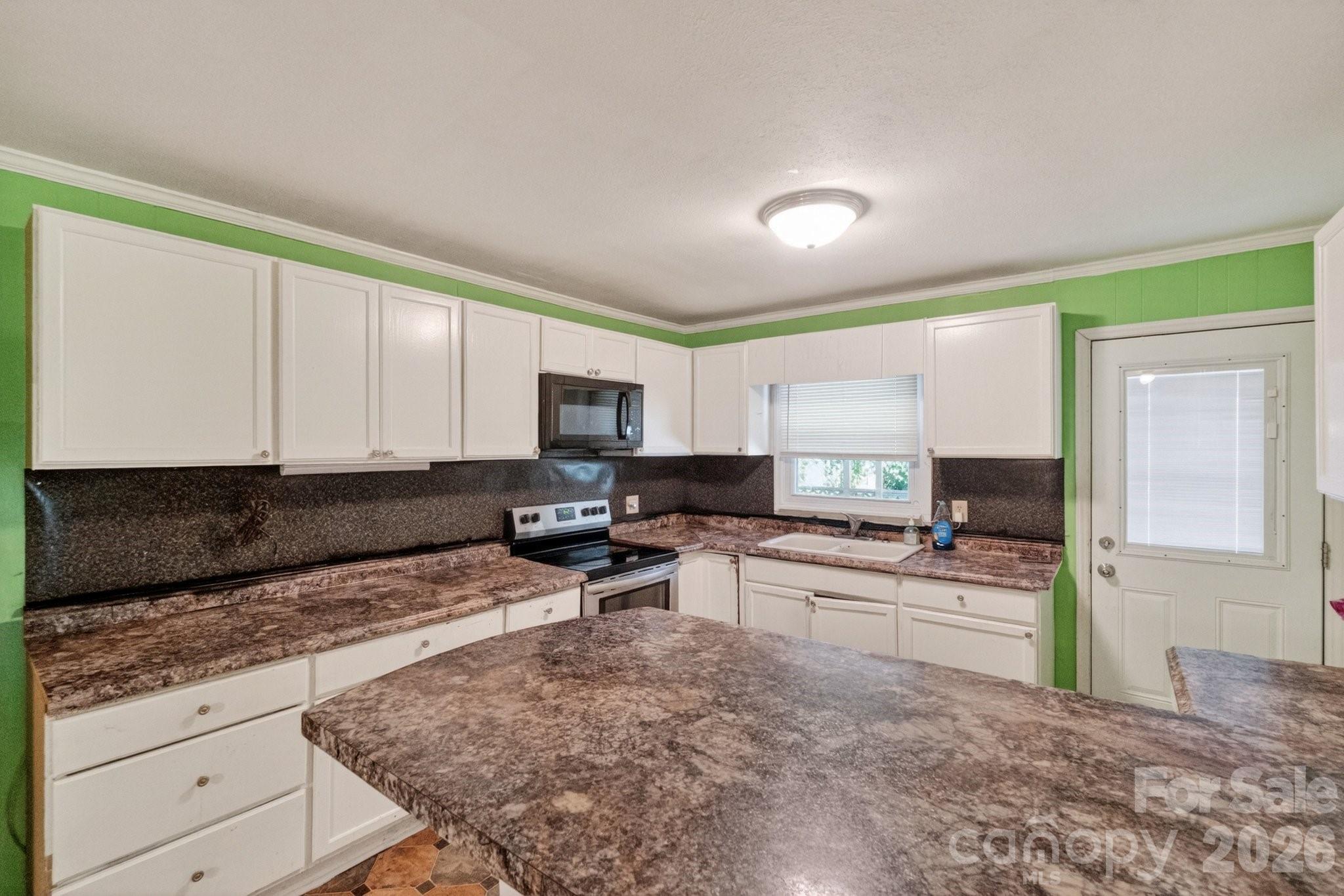 2644 Quiet Acres Road Property Photo 8