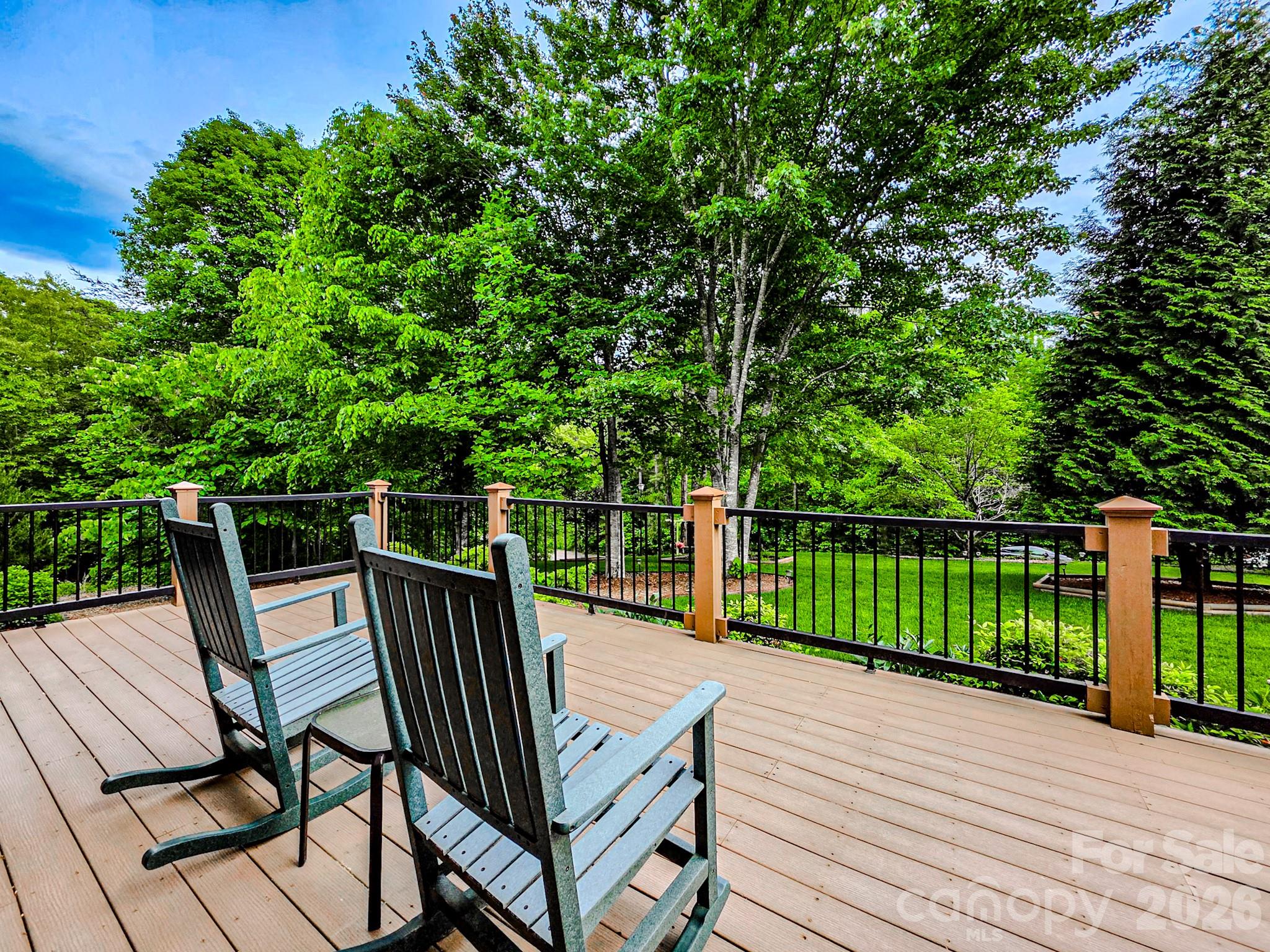371 Hickory Loop Road Property Photo 8