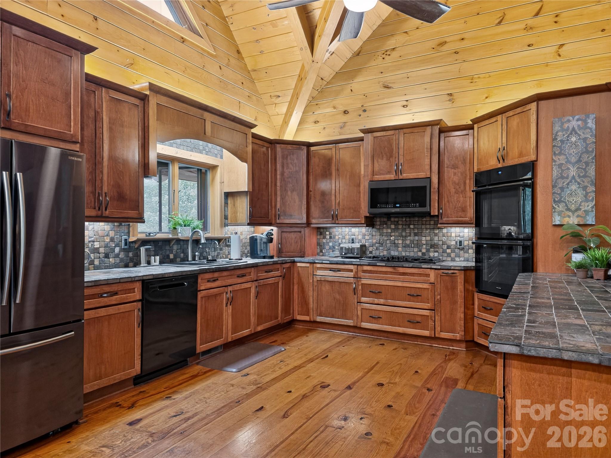 371 Hickory Loop Road Property Photo 21